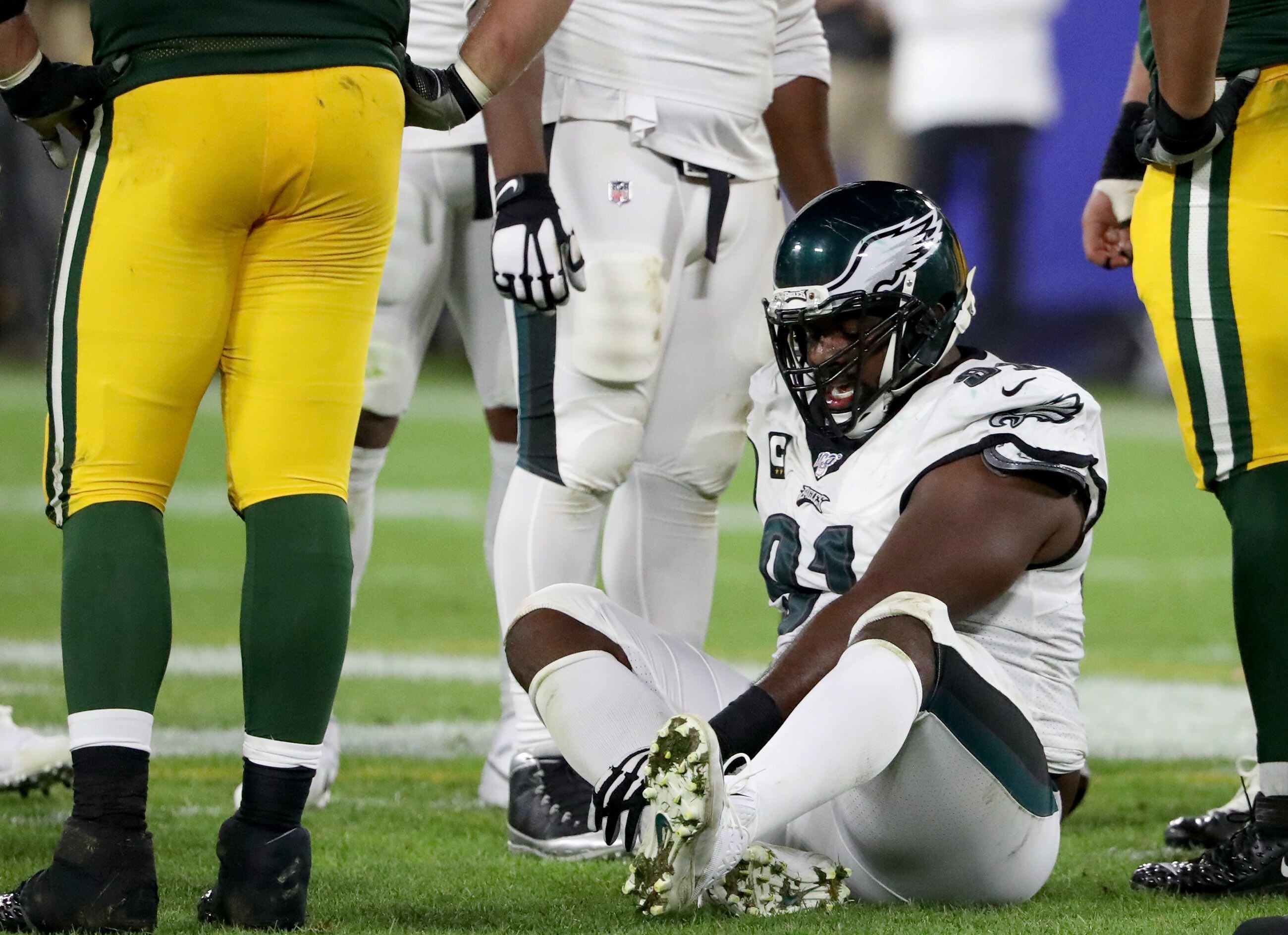 Birds Huddle: Fletcher Cox re-signs with Eagles – NBC Sports