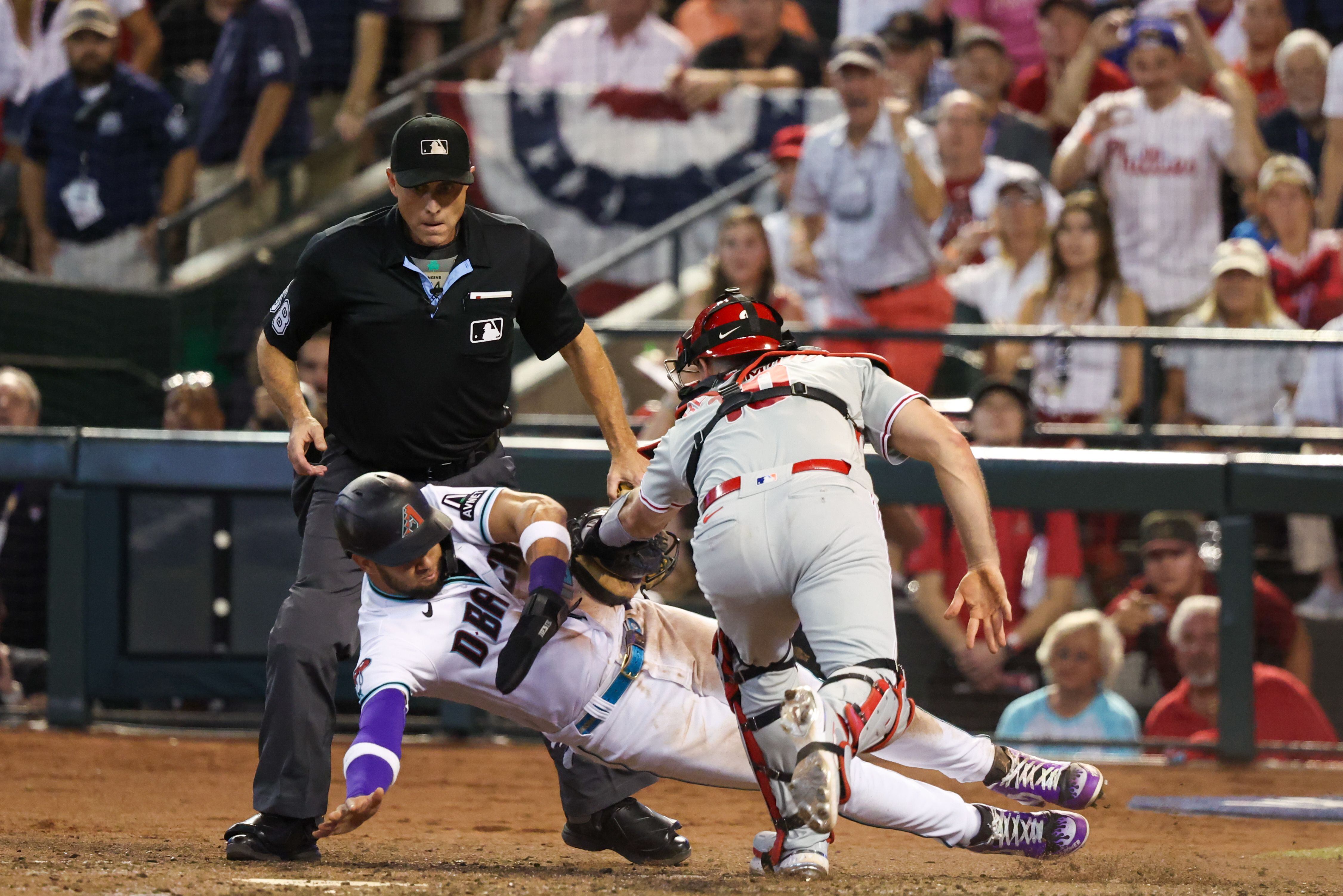 Umpire cam shows how impossible it is to hit a Ranger Suarez 94