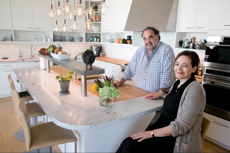 Restaurateur Steve Poses settles into a new kitchen — at home in South ...