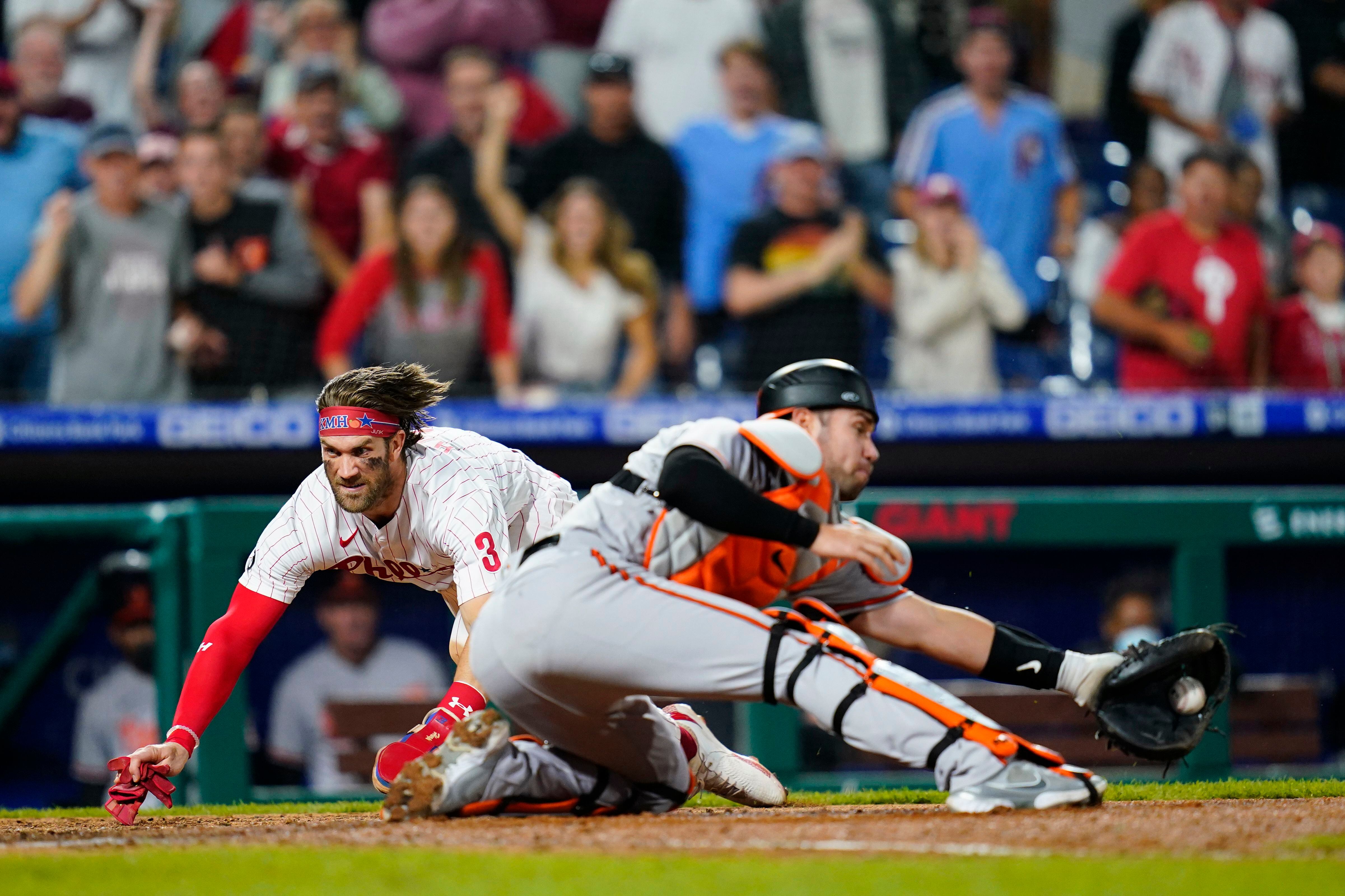 Mike Schmidt is scheduled to announce winner of NL MVP