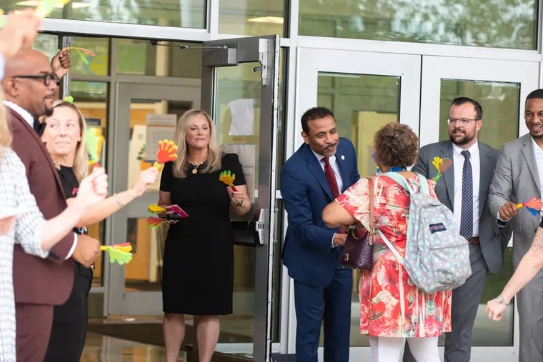 School District of Philadelphia Superintendent Tony B. Watlington Sr. (center) welcomes new hires along with other school district leadership on the first day of New Hire Orientation at School of the Future.