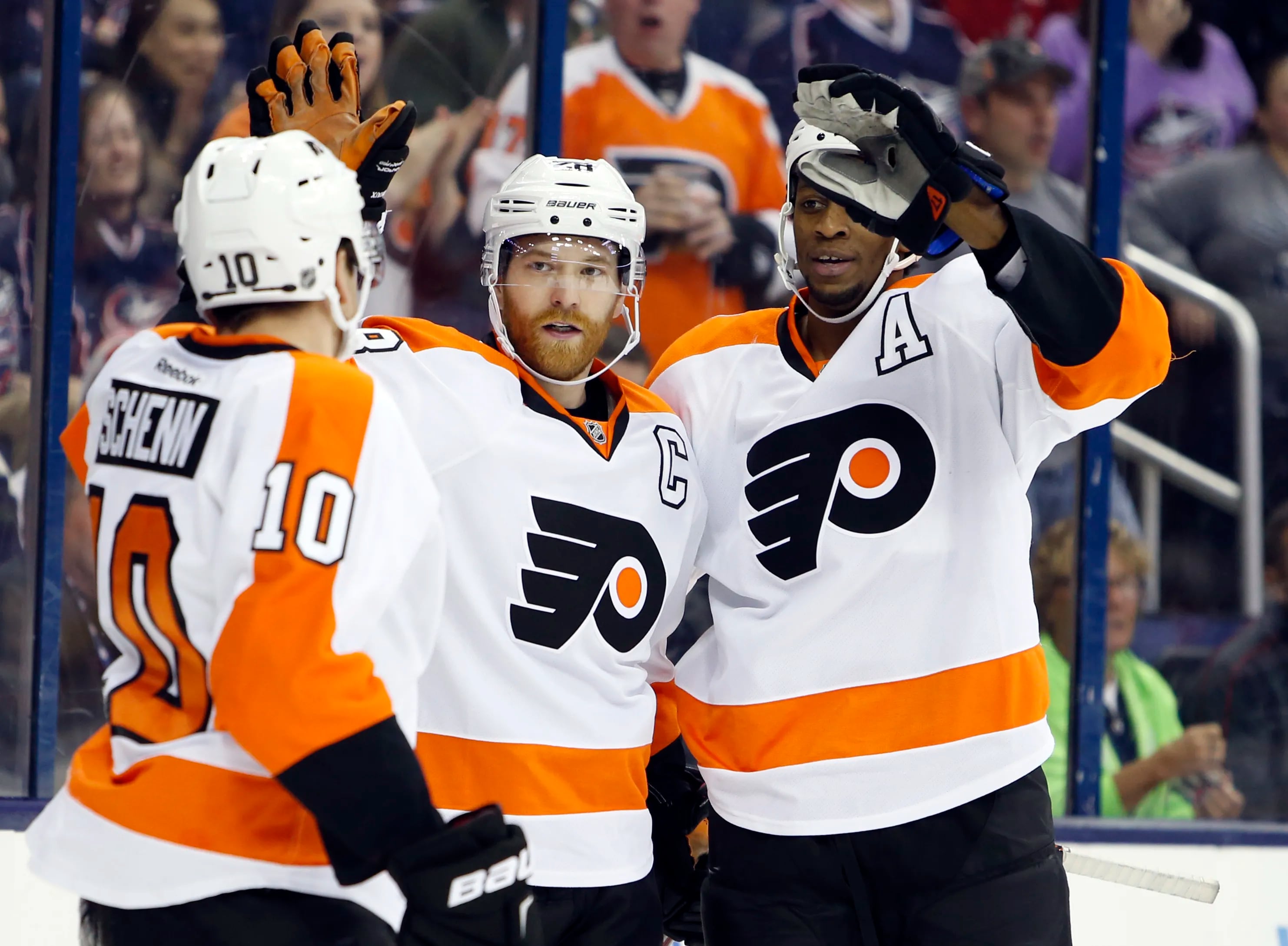 Claude Giroux not thinking about being traded amid Flyers' losing streak