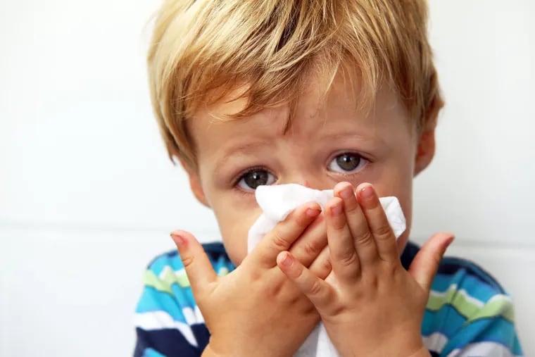 Experts agree the little kids should not be treated with over-the-counter cold medications