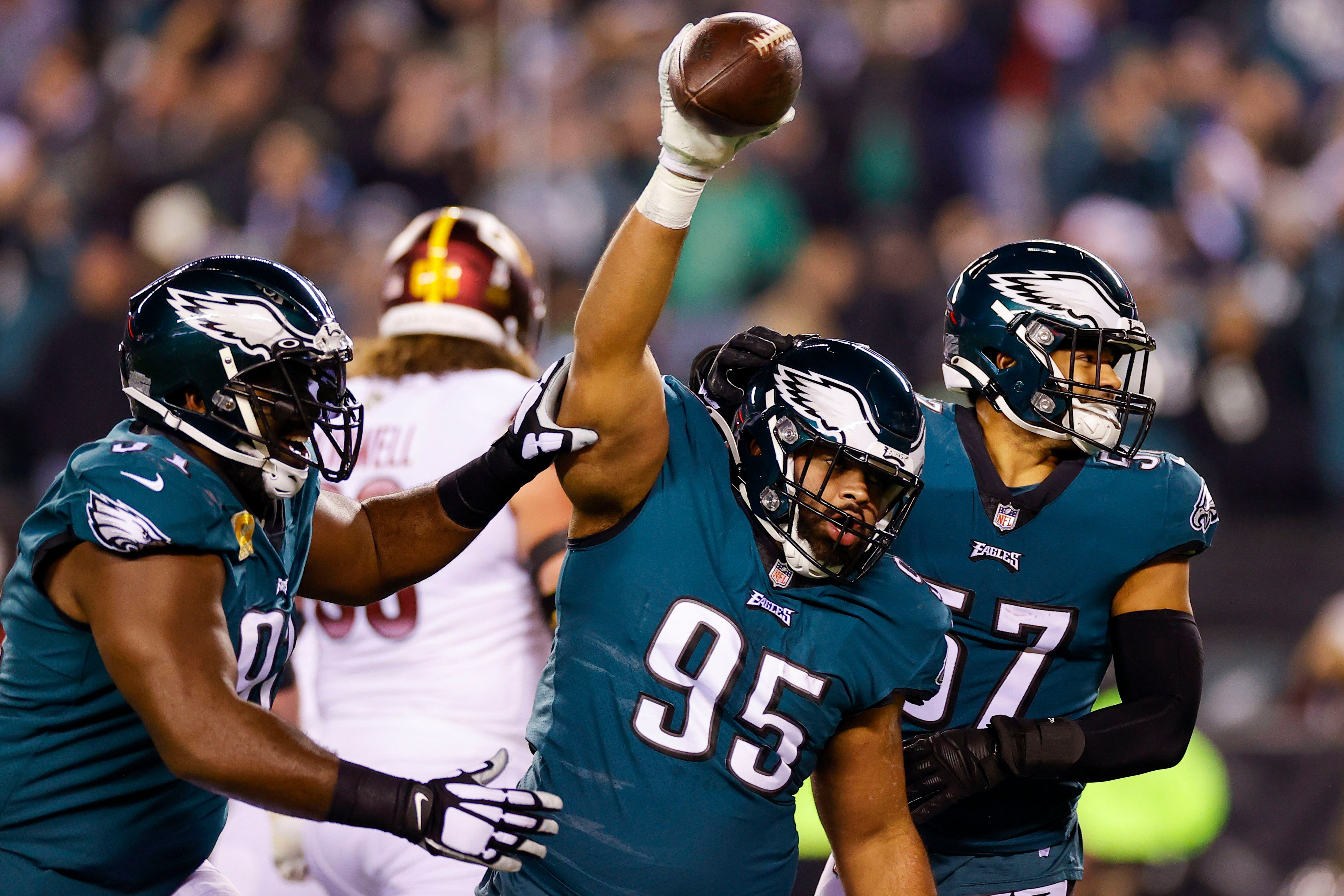 Philadelphia, Pennsylvania, USA. 7th Oct, 2018. Philadelphia Eagles tight  end Dallas Goedert (88) in action during the NFL game between the Minnesota  Vikings and the Philadelphia Eagles at Lincoln Financial Field in