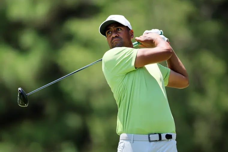 Tony Finau of the United States plays his shot from the seventh tee during the final round of the FedEx St. Jude Championship at TPC Southwind on August 14, 2022 in Memphis, Tennessee. (Photo by Andy Lyons/Getty Images)