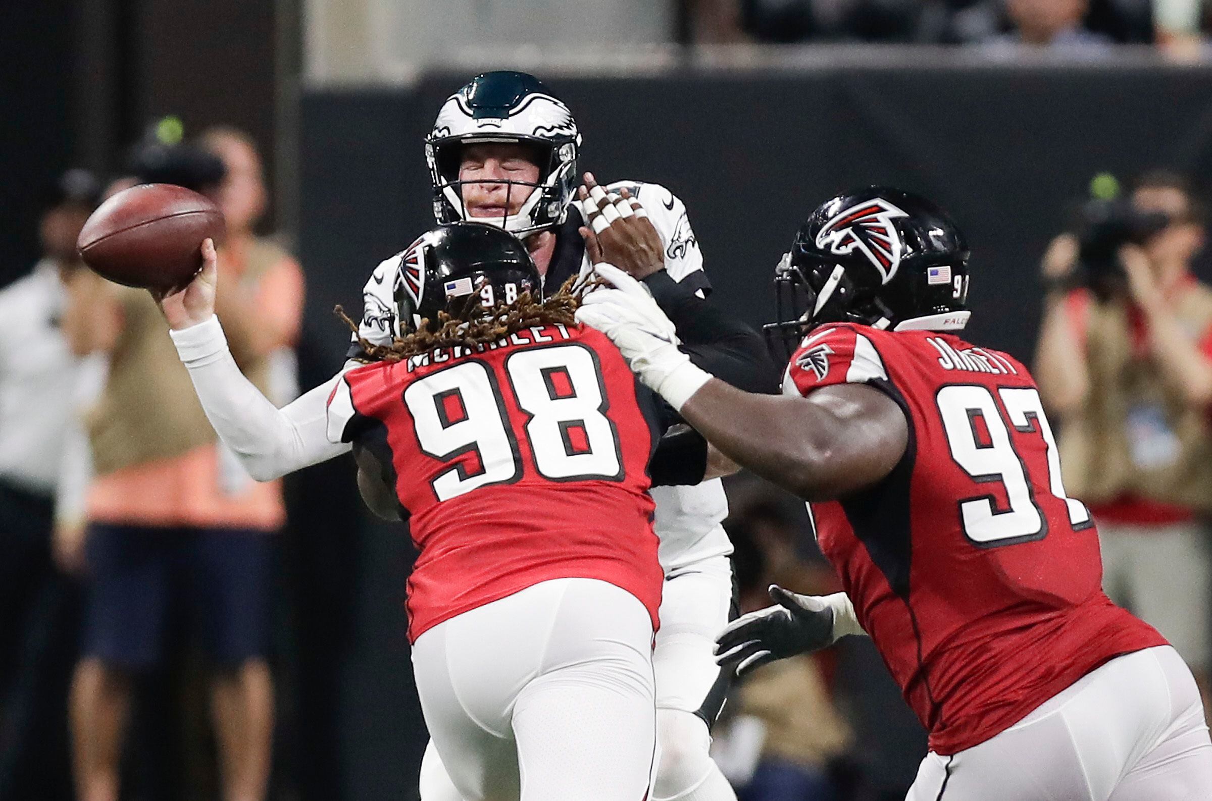 He was a legend tonight': Eagles applaud a demonstrative Carson Wentz's  effort, leadership despite falling short at Falcons 