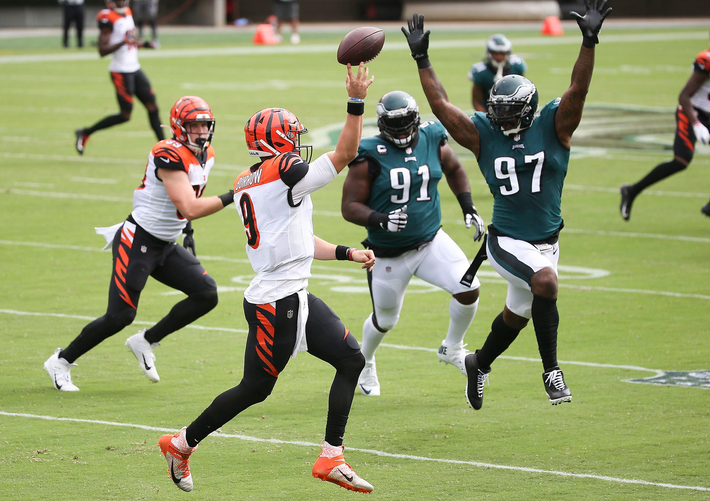 Philadelphia Eagles mailbag: Why Miles Sanders didn't get bigger workload  vs. Cincinnati Bengals, and what's wrong with Carson Wentz?