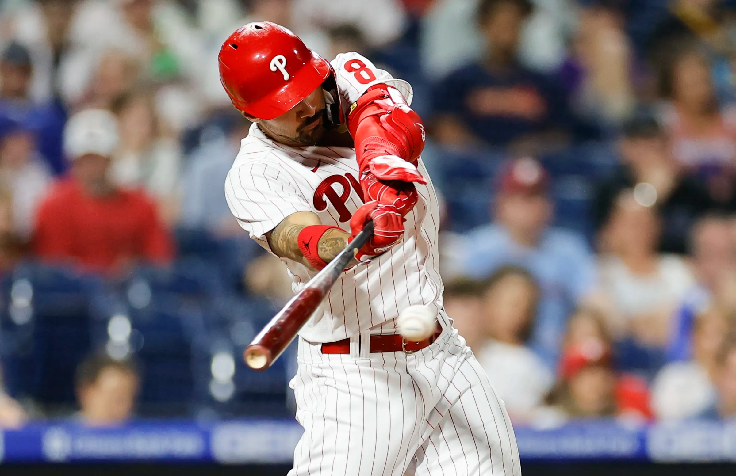 Los Angeles Angels outfielder Mickey Moniak takes pitch off finger, gets  X-rays