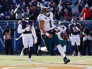 Eagles-Bears analysis: The Birds survive in Chicago, coming away with an  ugly 25-20 win