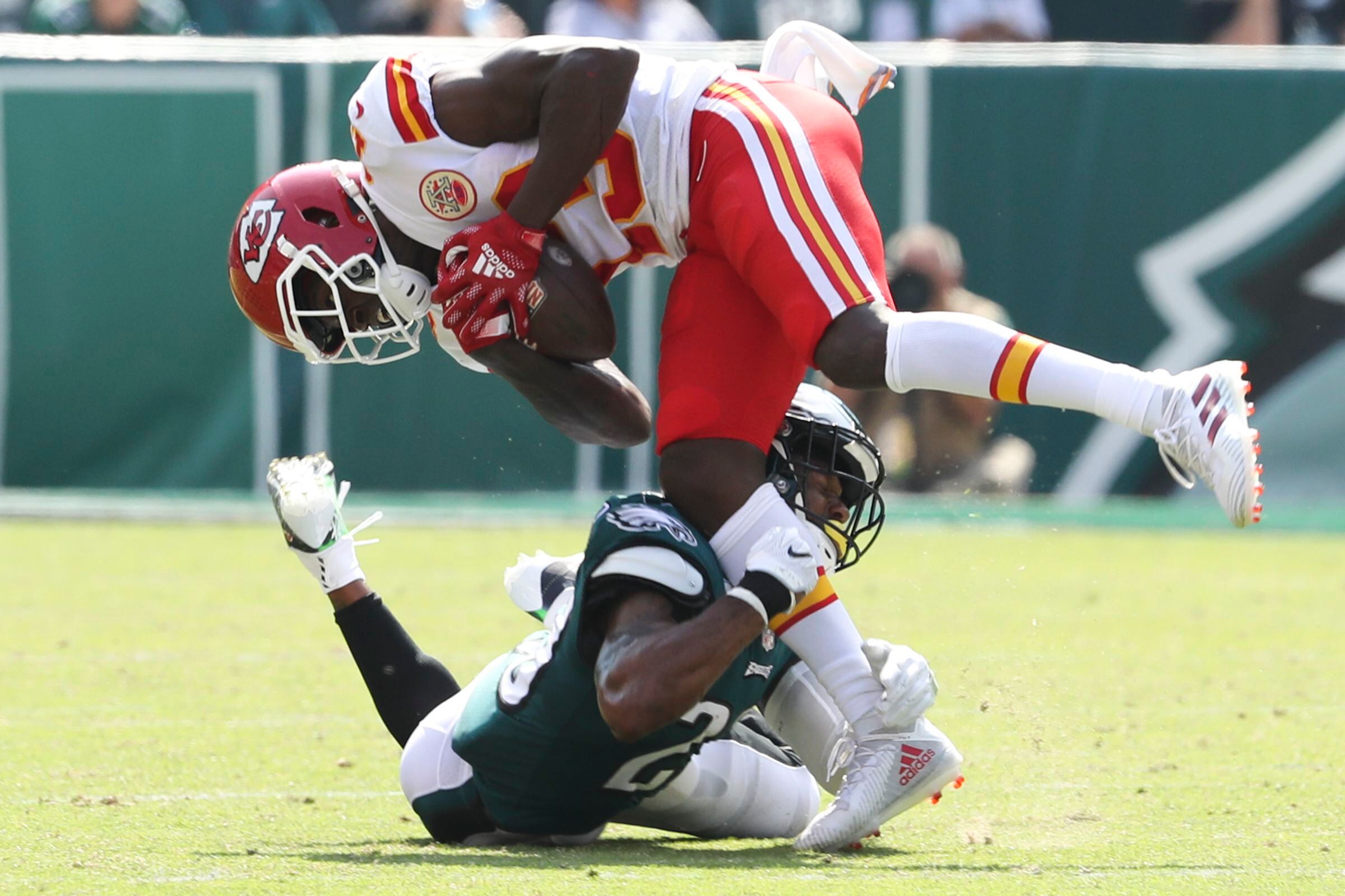 Chiefs shoot down Eagles in football > Eglin Air Force Base > News