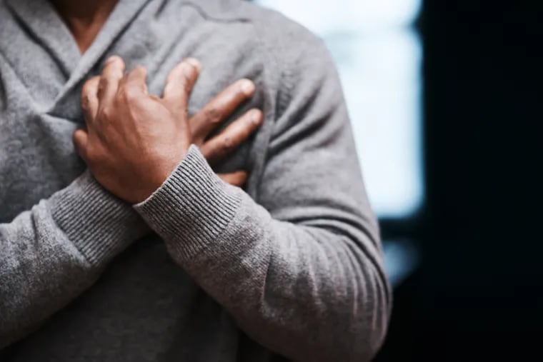 You can determine the seriousness of chest pain based on multiple factors, including the length and location of the pain and a person’s risk factors.