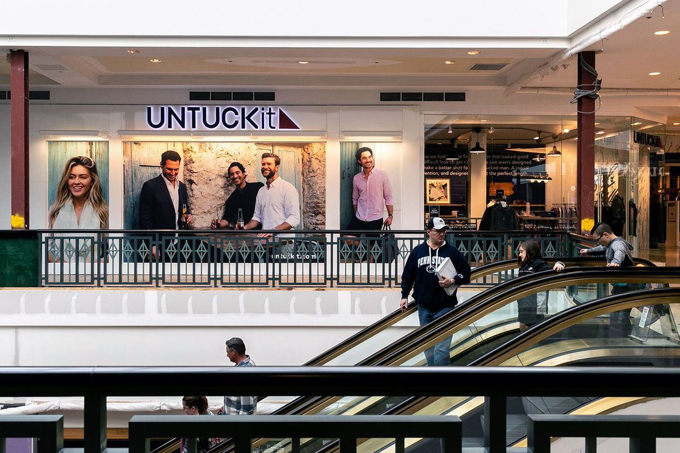 Warby Parker Is Coming To A Suburban Mall Near You