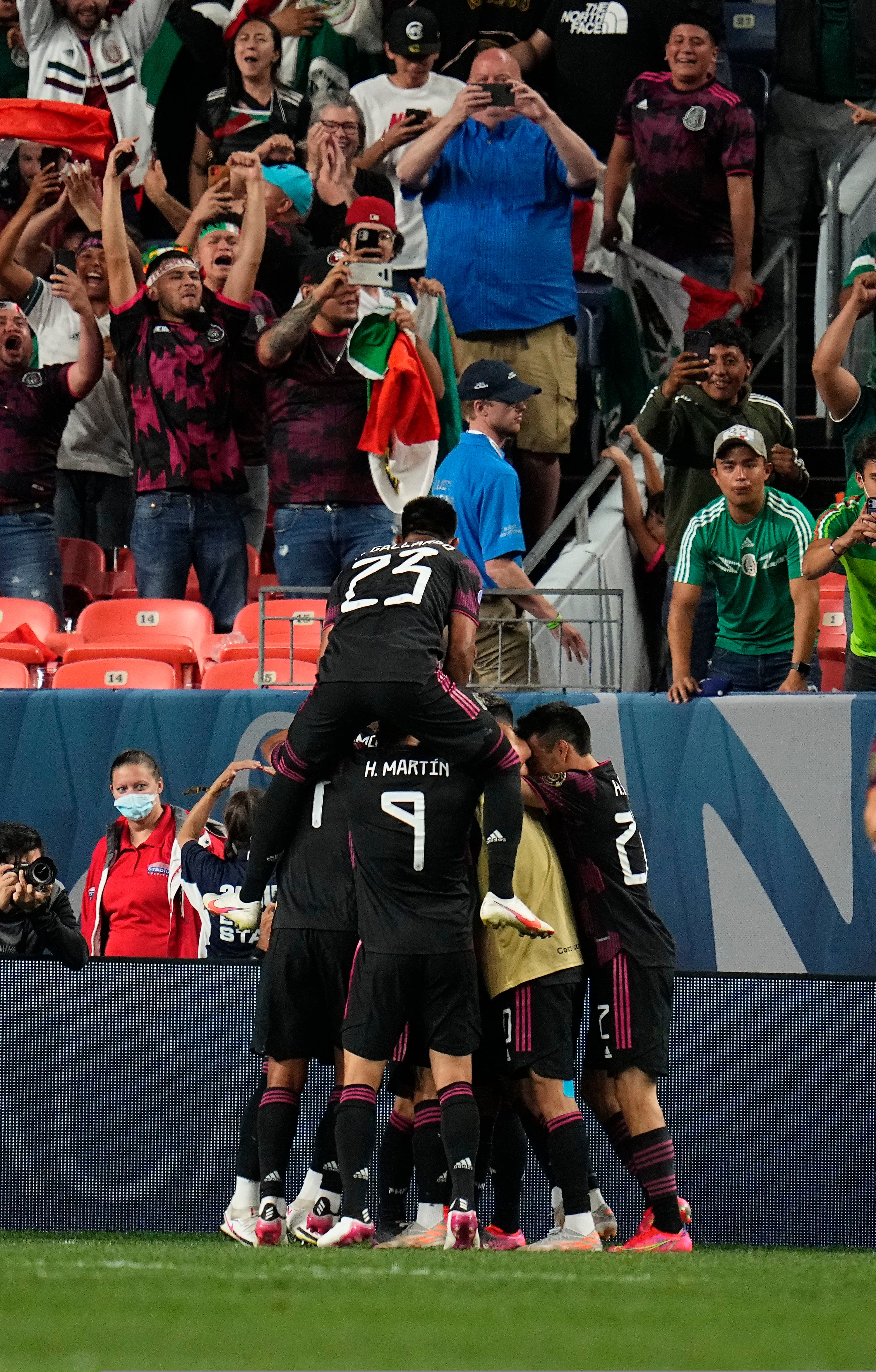 USMNT Player Ratings: Christian Pulisic powers chaotic Nations League win  vs. Mexico