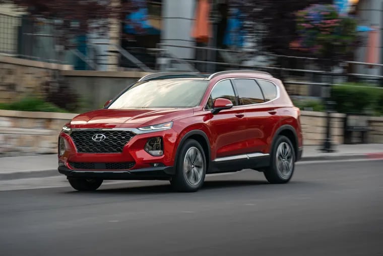 Hyundai Santa Fe moves ahead for 2019 — but not far enough
