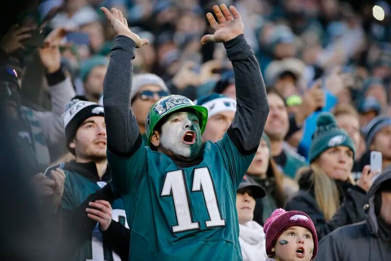 Eagles’ singlegame tickets on sale Tuesday