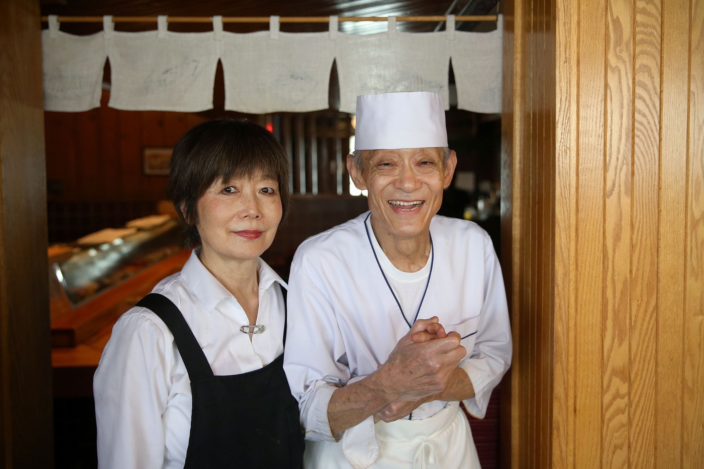 Welcome to Golden Island restaurant & Coffee Shop ，Our restaurant chef