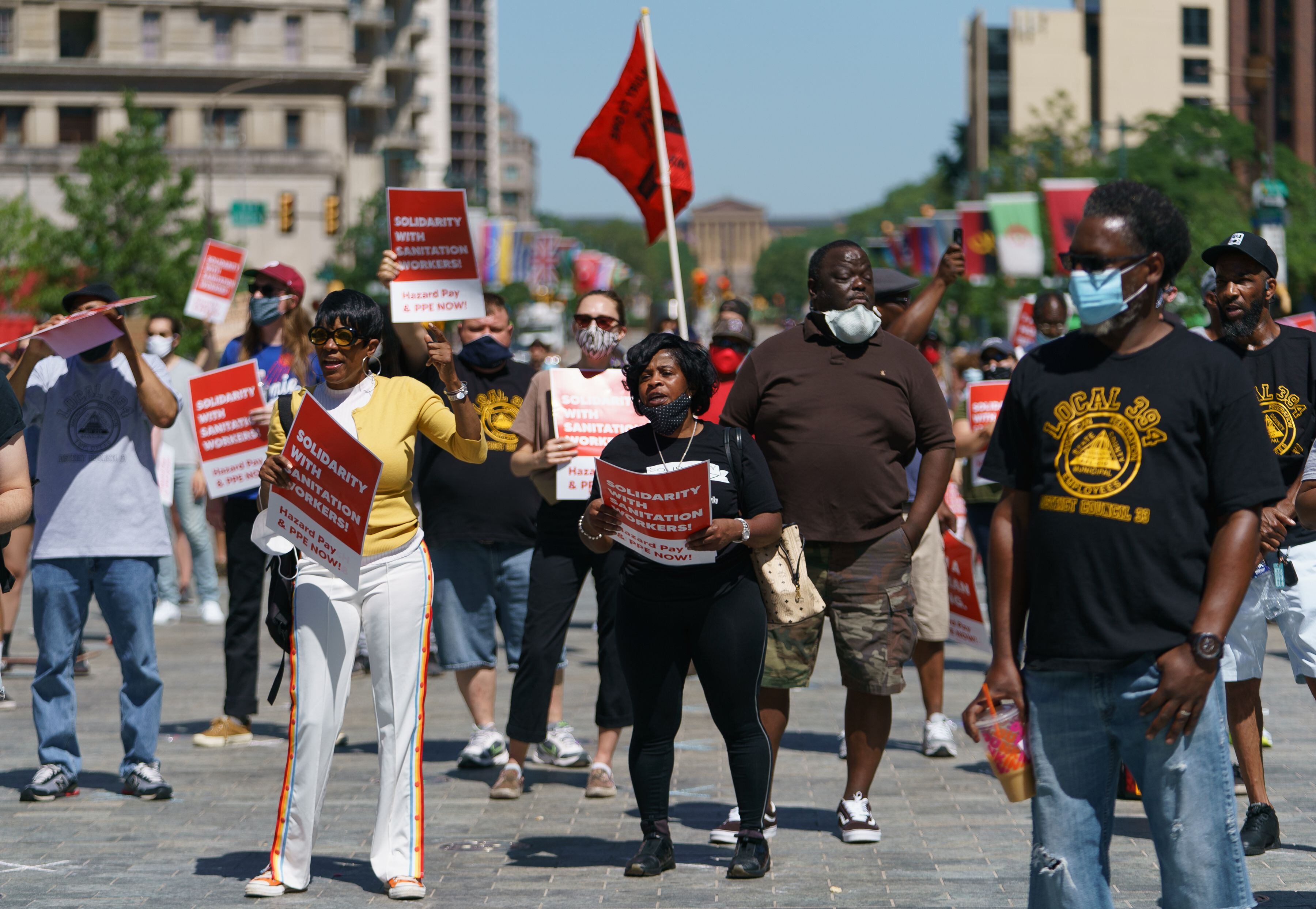 Philly sanitation workers blame filthy streets on city 'management