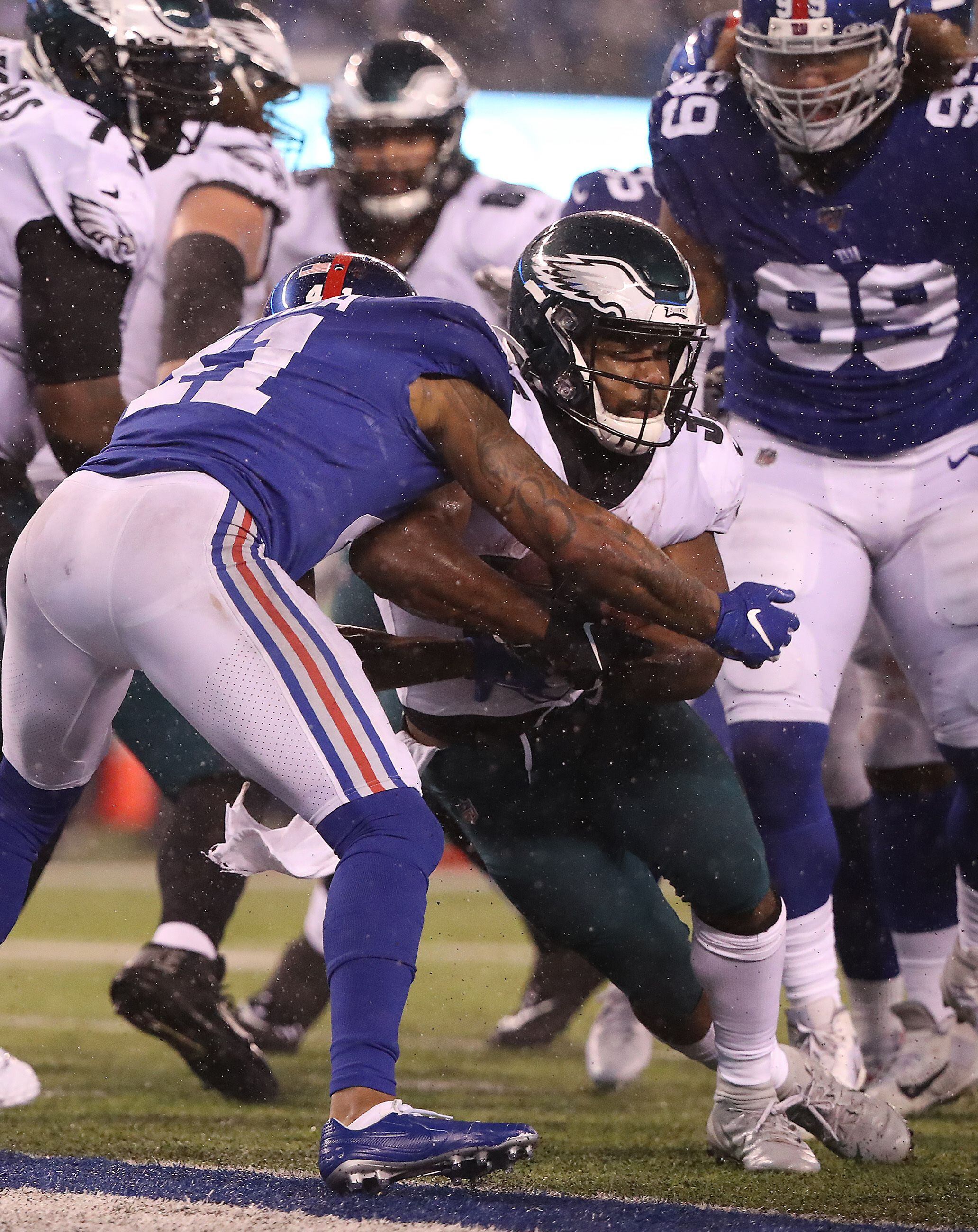 Injury-ravaged Birds top Giants 34-17 to win NFC East