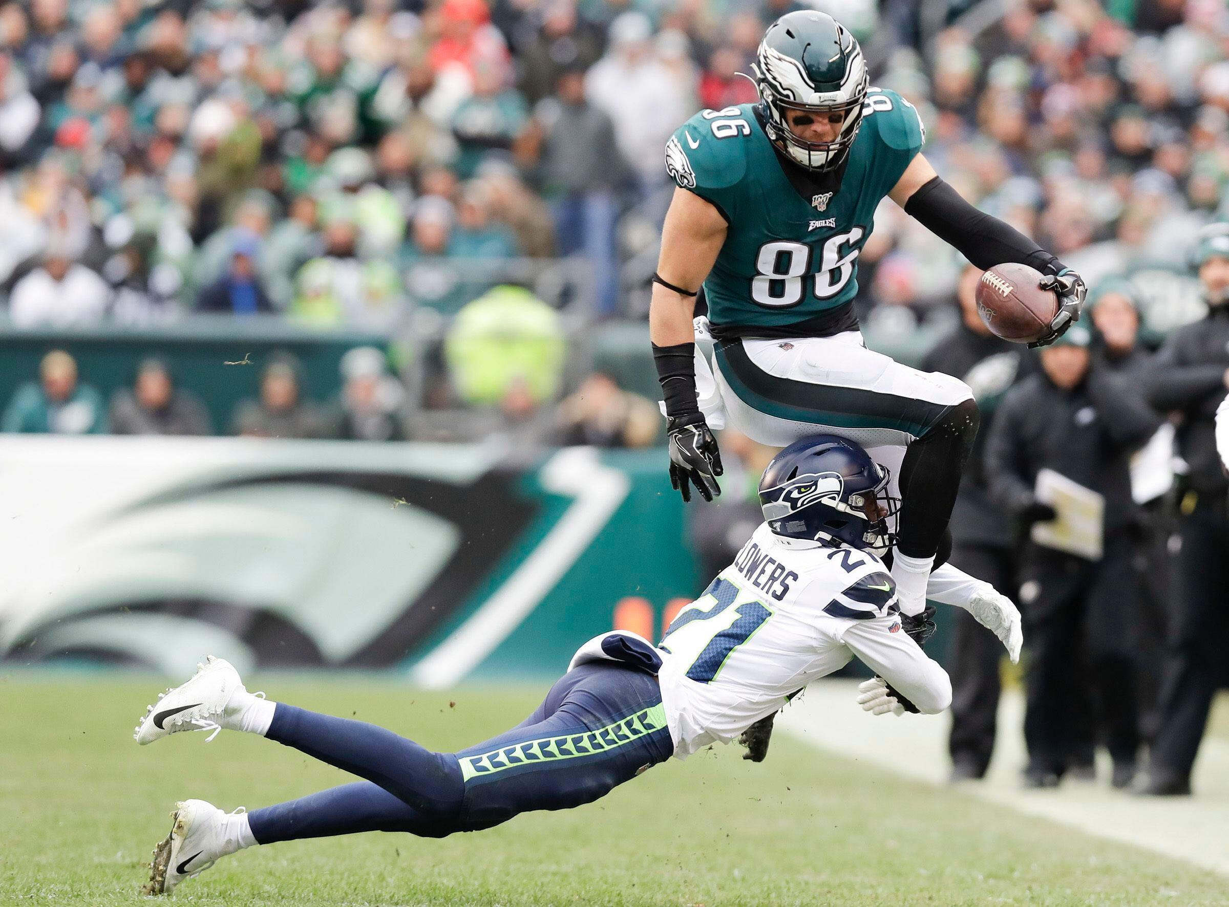 Zach Ertz, Lane Johnson among injured Eagles getting 'better;' Jordan Howard  could be cleared for contact soon 