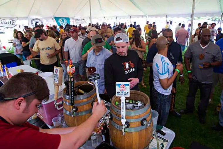 Patrons raise a glass to start Philly Beer Week
