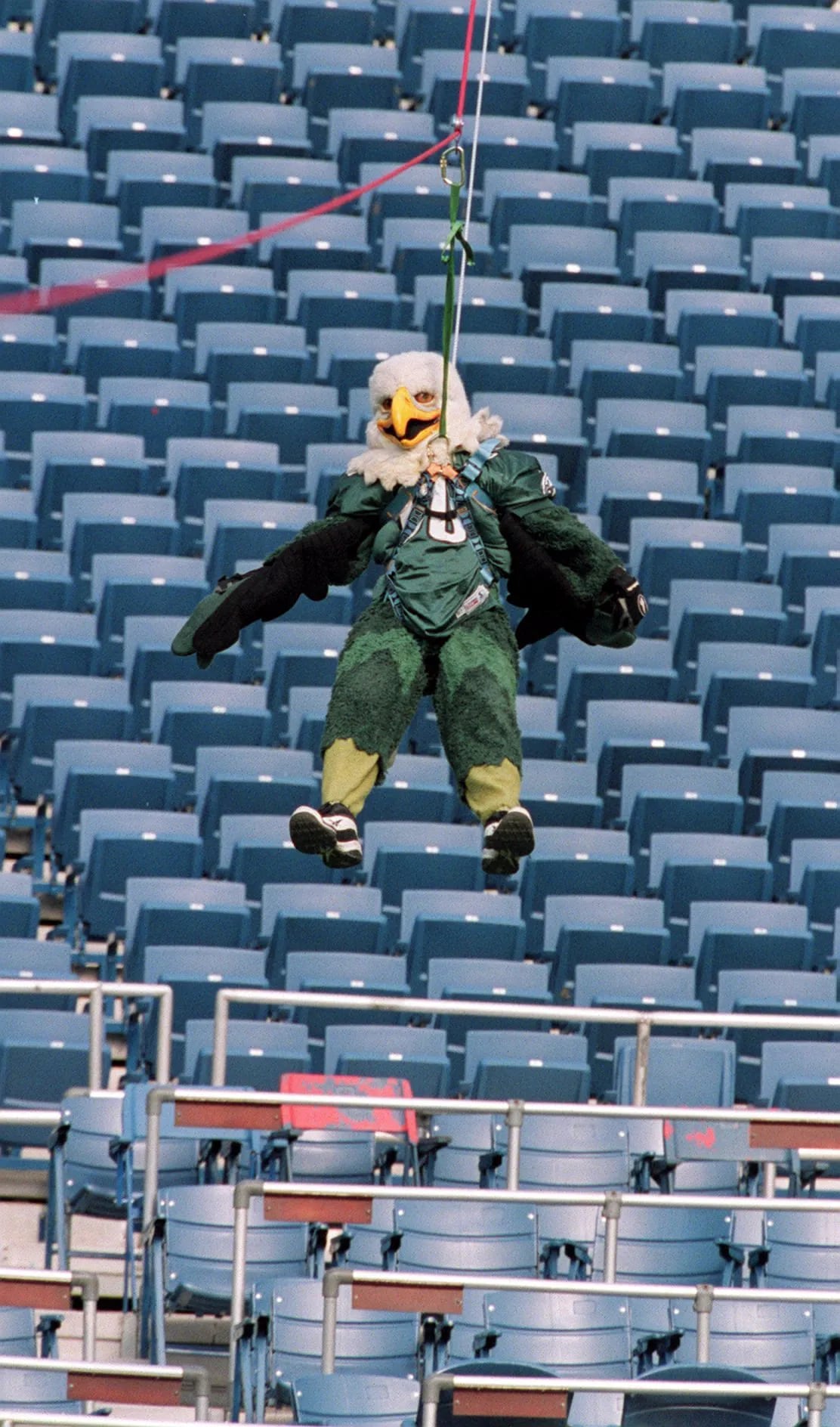 SNOW SWOOP Philadelphia Eagles mascot #Swoop #Philadelphia #Eagles # mascot #NFL #s…