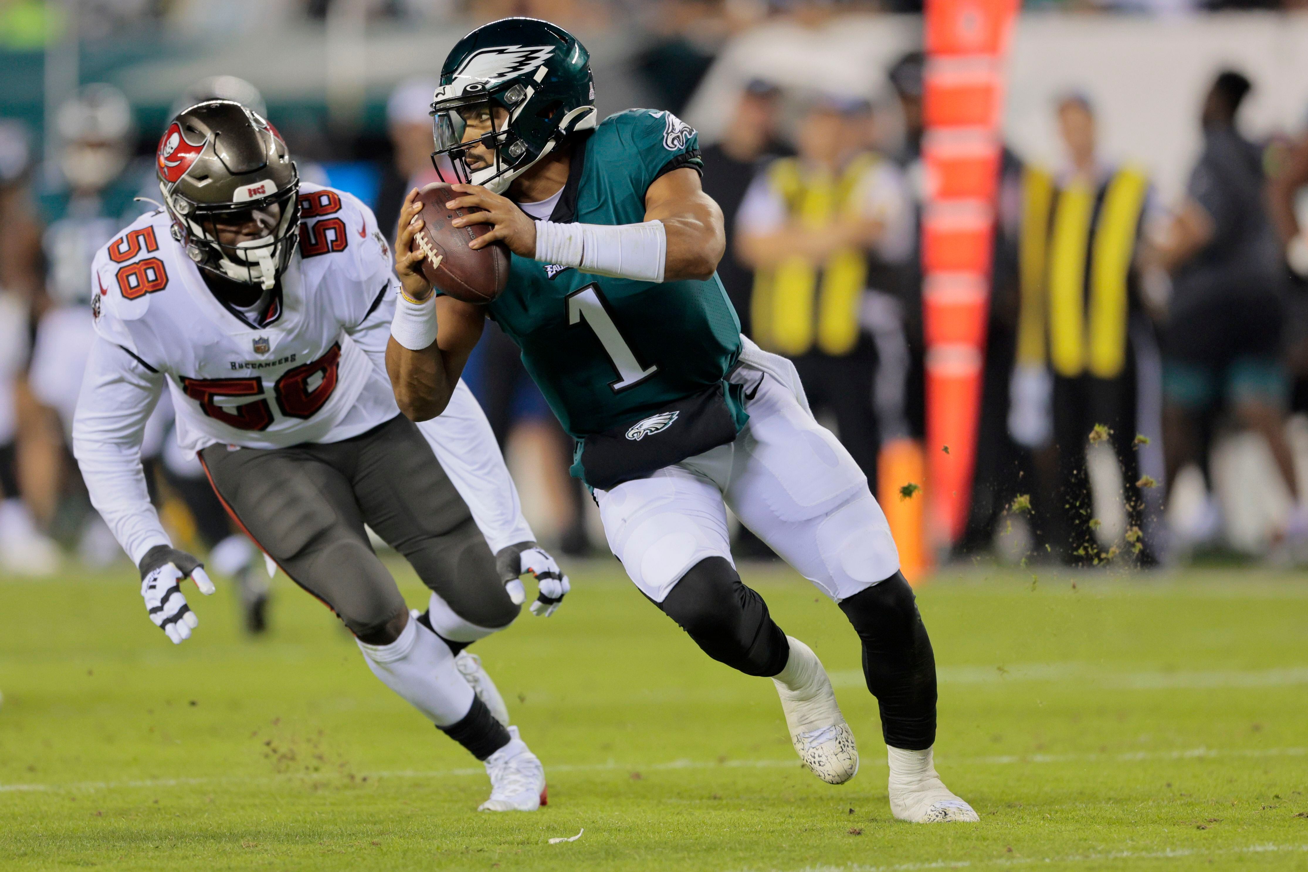 Eagles defeat Buccaneers to stay undefeated on Monday Night Football:  Reaction and analysis, Jalen Hurts stats - The Athletic