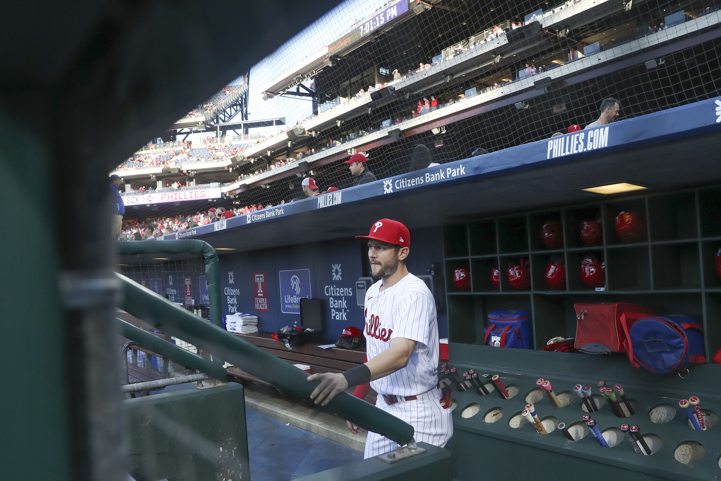 Why isn't the Phillies' Trea Turner stealing more bases?