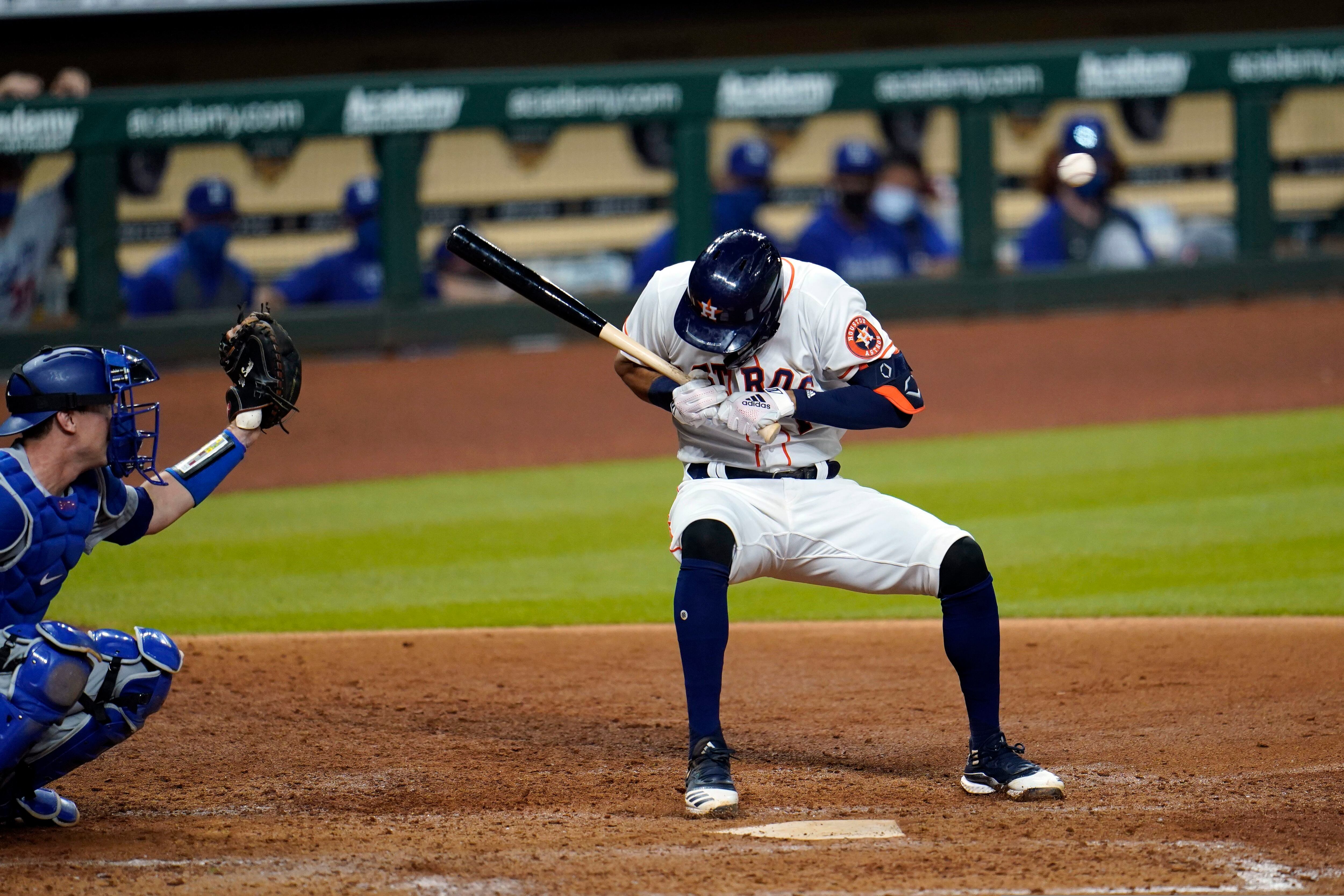 Benches Clear: Joe Kelly Hits Alex Bregman, Carlos Correa