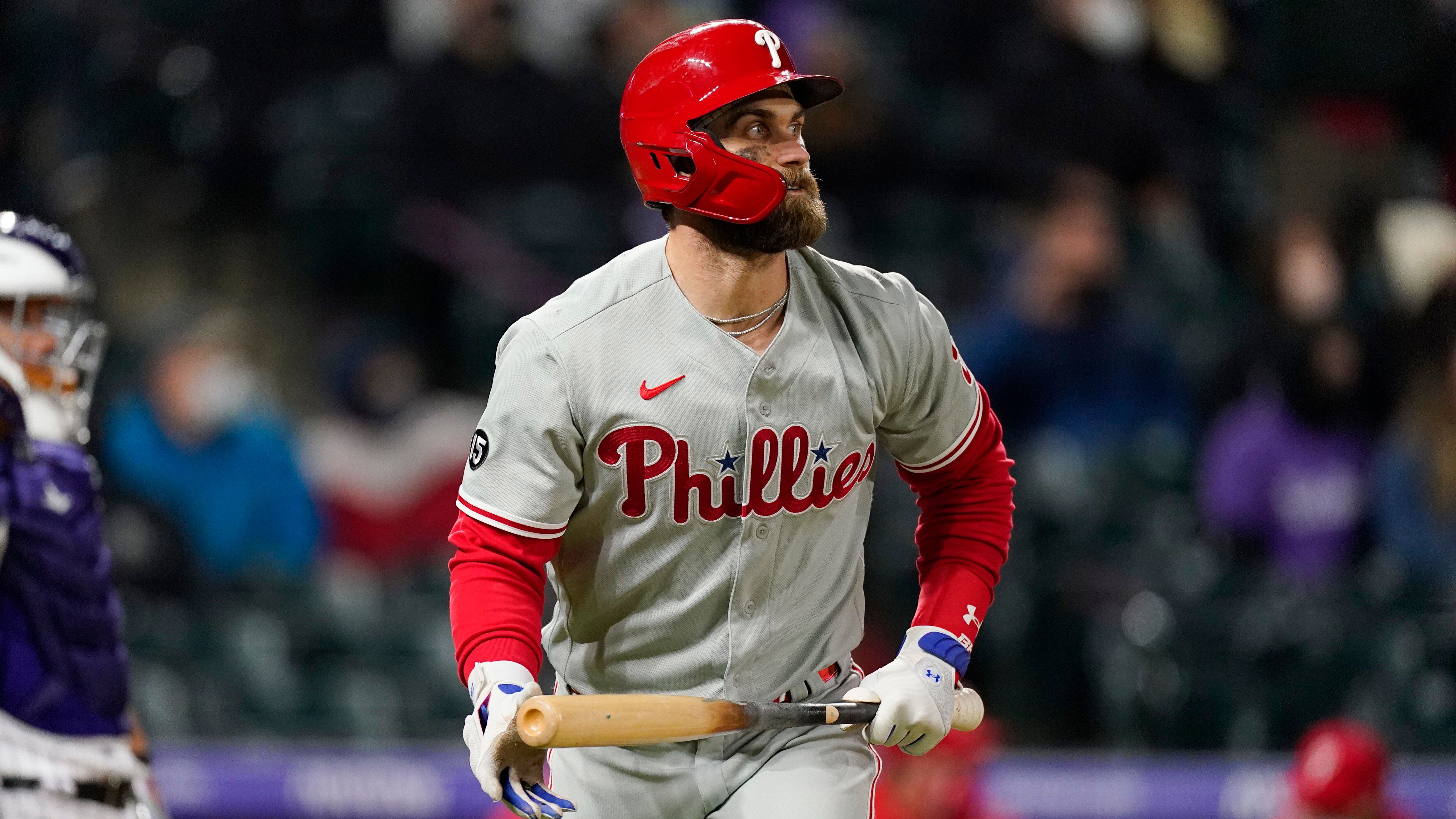 Bryce Harper escapes injury after 97 mph pitch to face