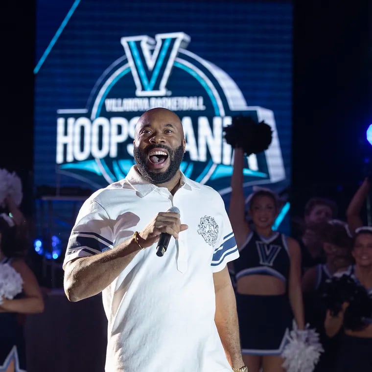 Villanova men's basketball coach Kyle Neptune greets the crowd at Hoops Mania last year. He'll do it again, but much earlier this year, with the annual hoops pep rally scheduled for Sept. 20.