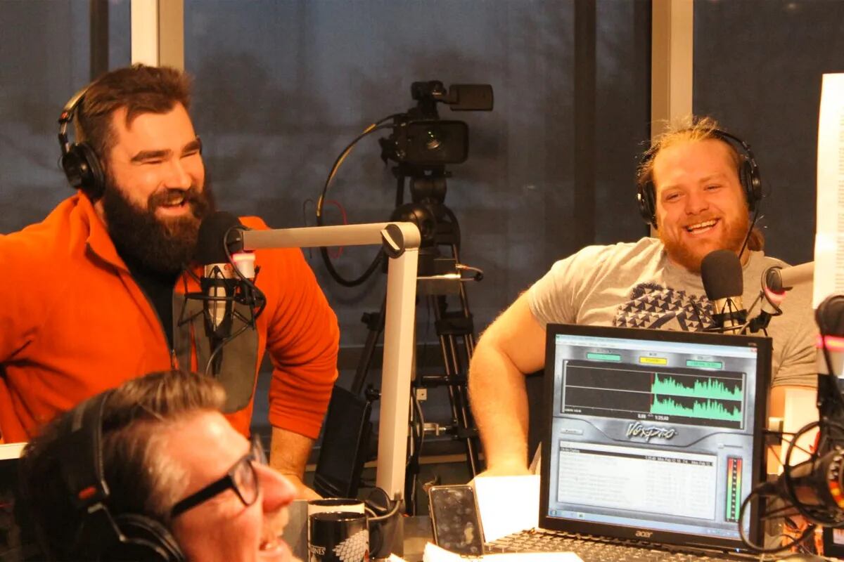 NSFW: Jason Kelce's epic Eagles Super Bowl parade speech