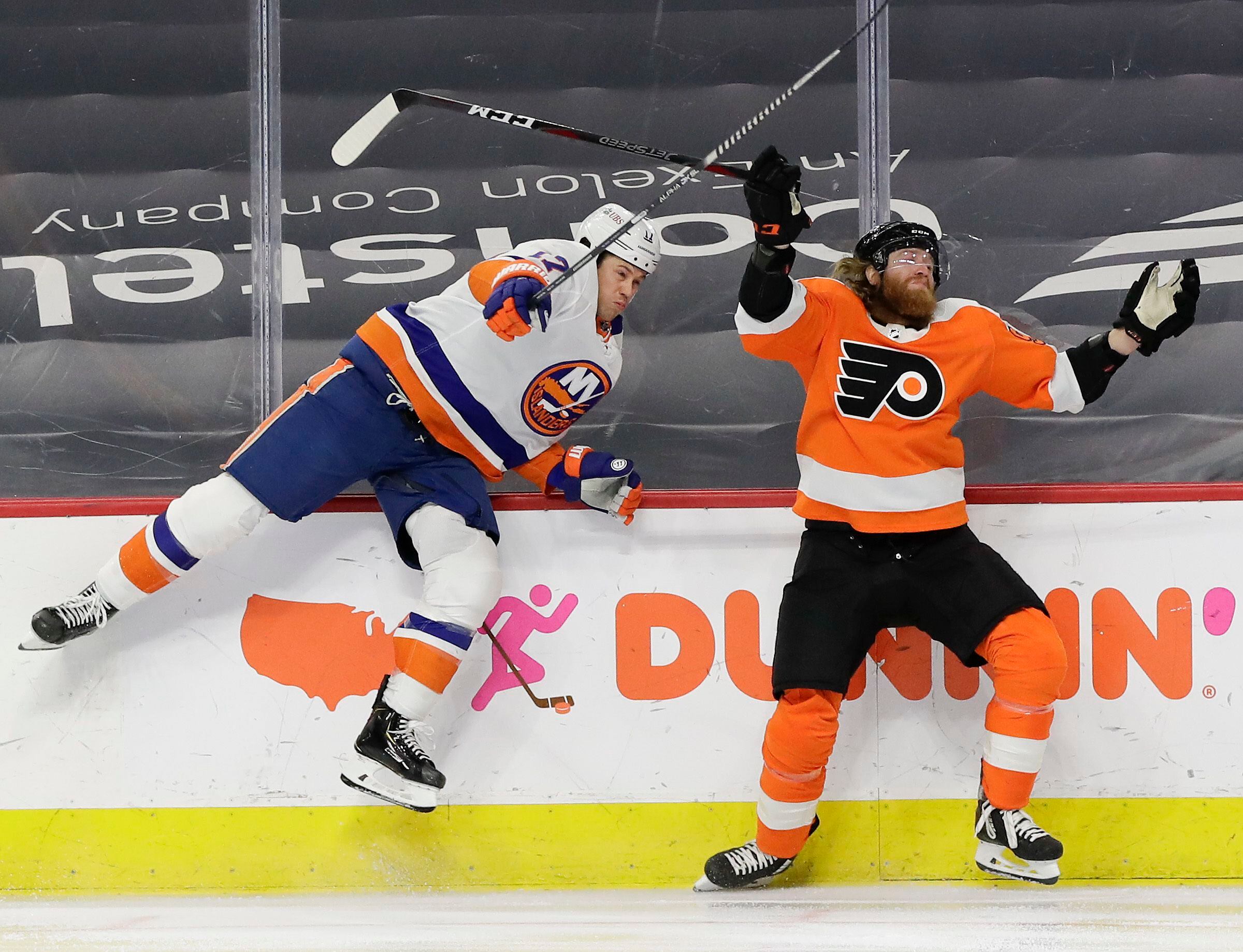 Flyers' tough luck continues, lose to Islanders in overtime