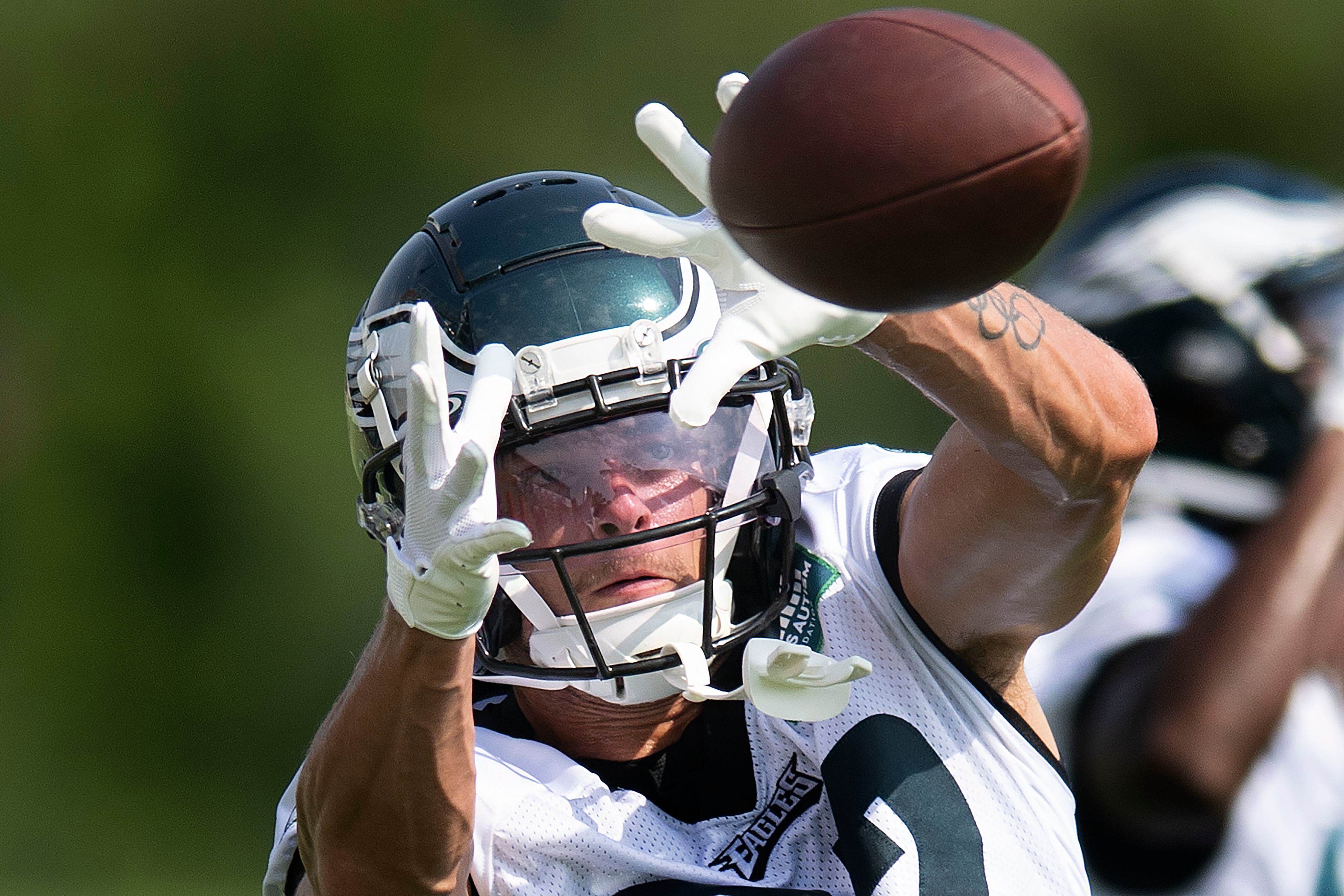 Philadelphia Eagles wide receiver Devon Allen takes the opening kickoff for  a speedy 73-yard return