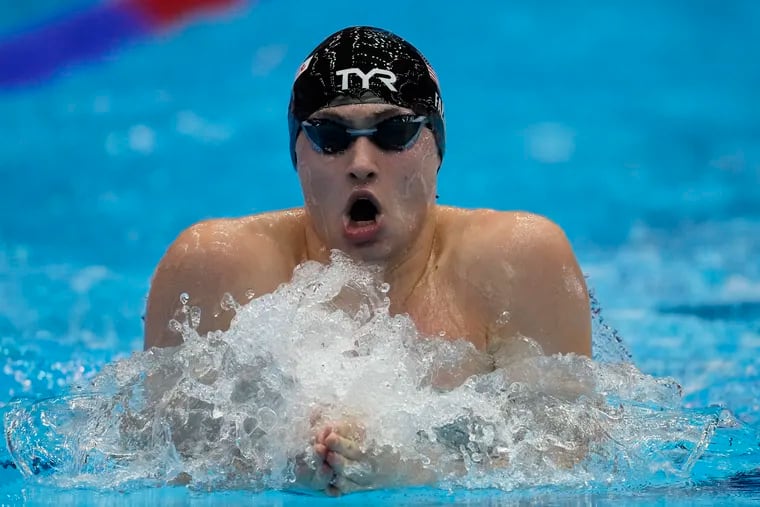 Matt Fallon broke the American record en route to his Olympics-clinching swim in the men's 200-meter breaststroke on Wednesday.