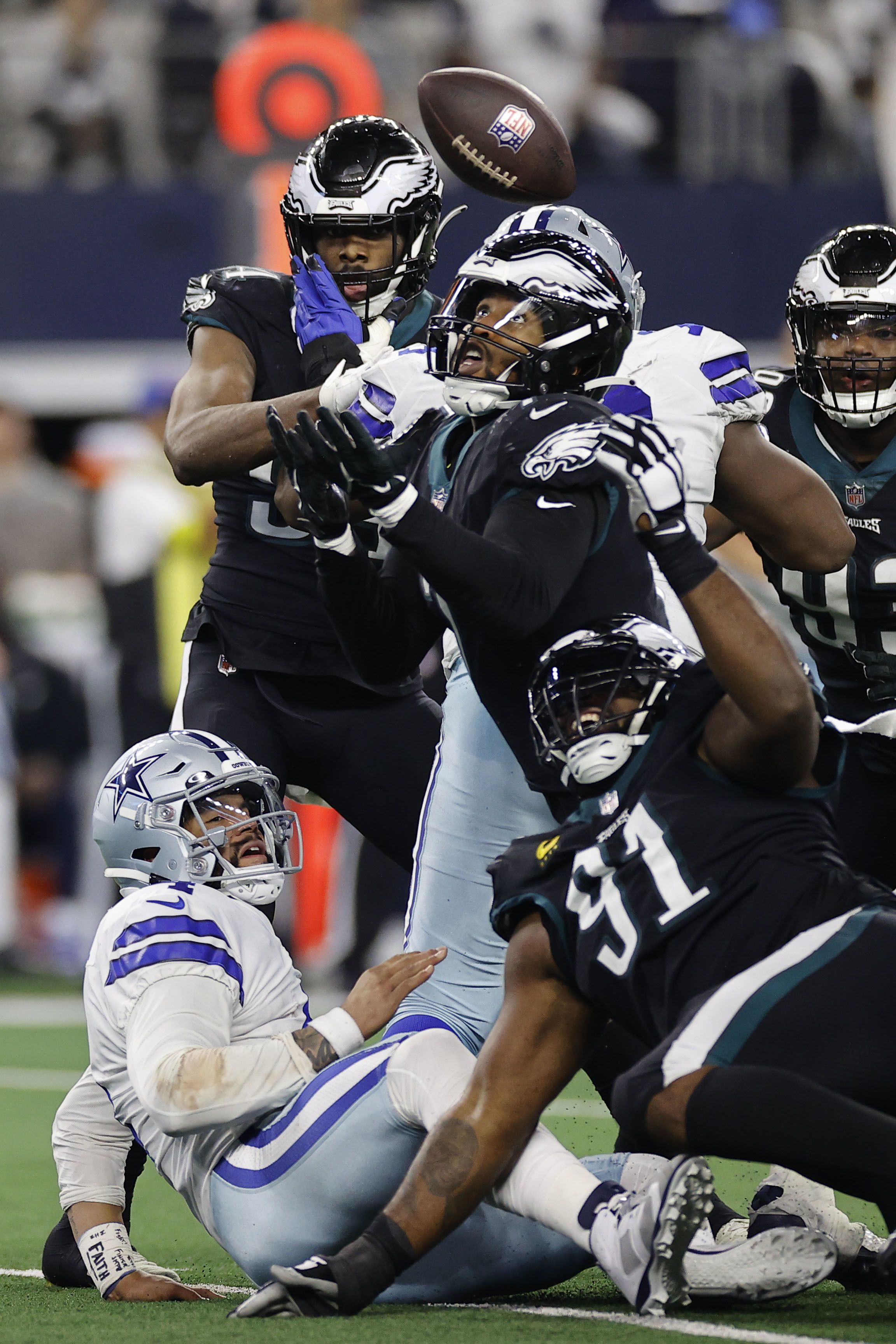 Eagles failed to stop the Cowboys on third-and-30, much to Darius