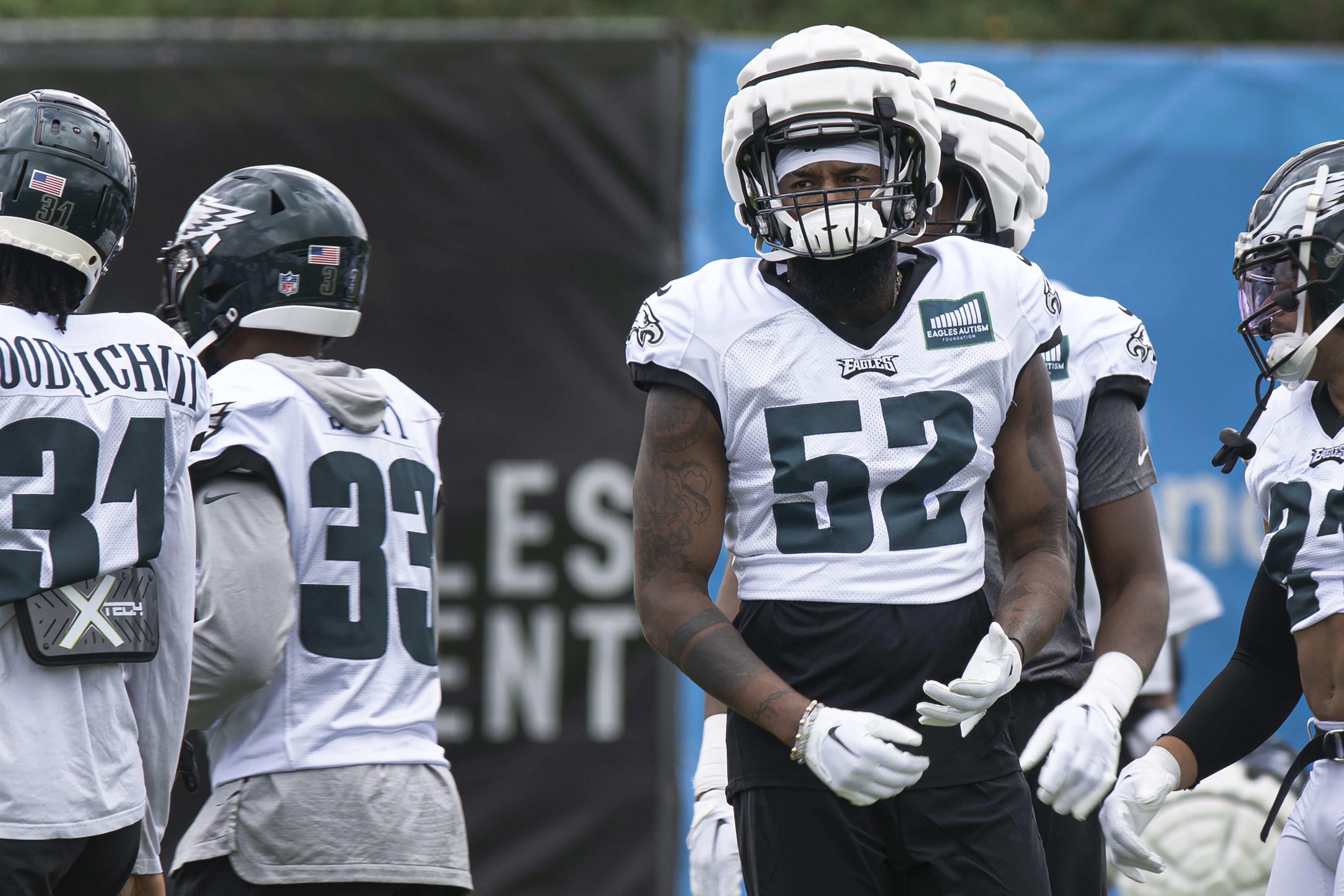 Eagles practice: Jalen Carter flashes; Reed Blankenship locks down