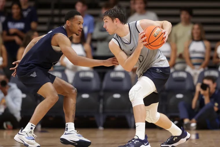 Villanova's Mark Armstrong, left, and Brendan Hausen, who led the Wildcats with a 42.9 three-point percentage as a freshman last season.