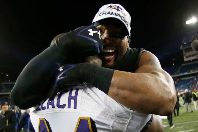 NFL: Ravens cut fullback Vonta Leach