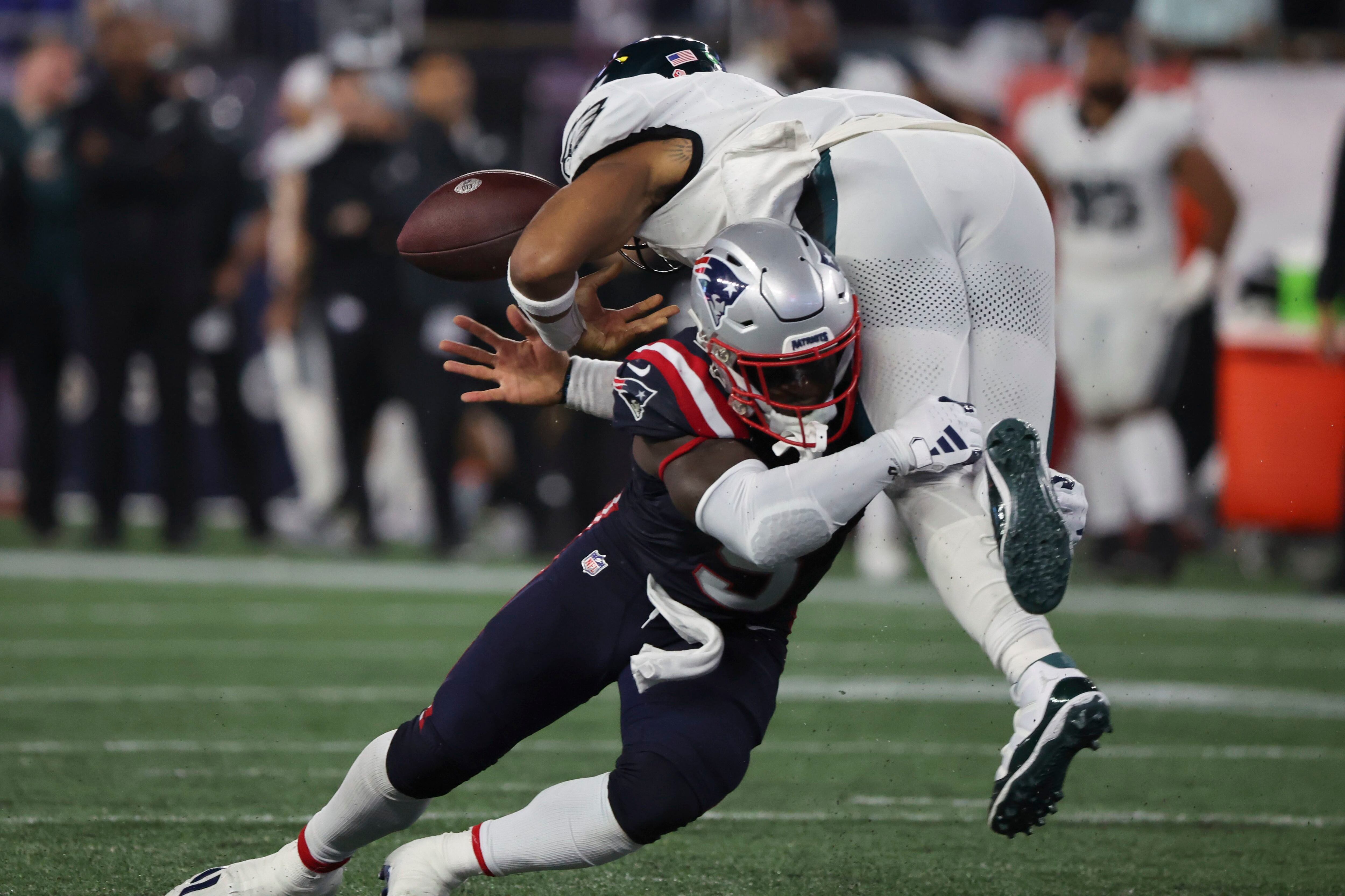 Mike Sielski: The Eagles' season-opening victory over Patriots is ugly,  with a capital UGH, National Sports