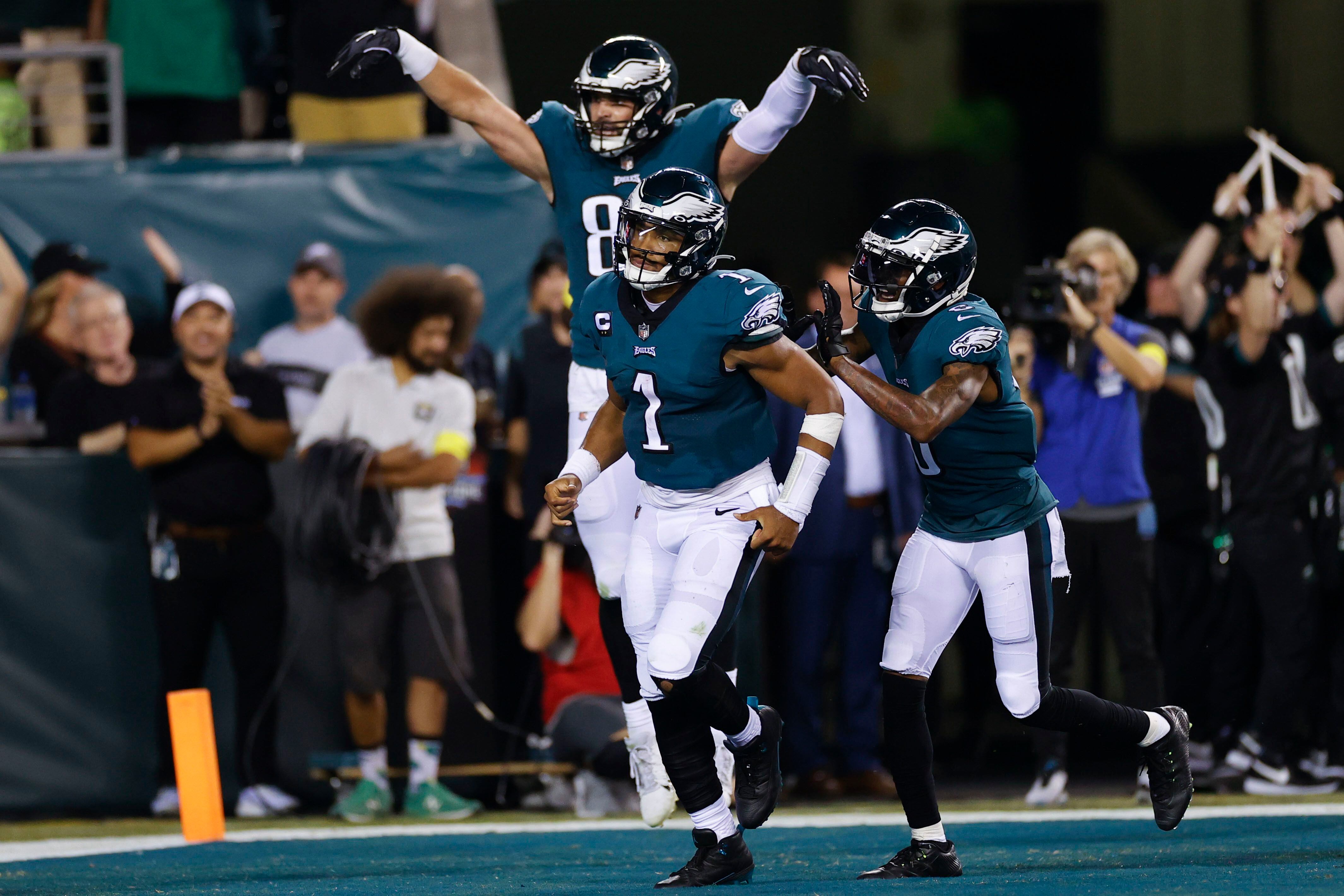 Eagles run all over Vikings, Jalen Hurts racks up three total touchdowns in  victory
