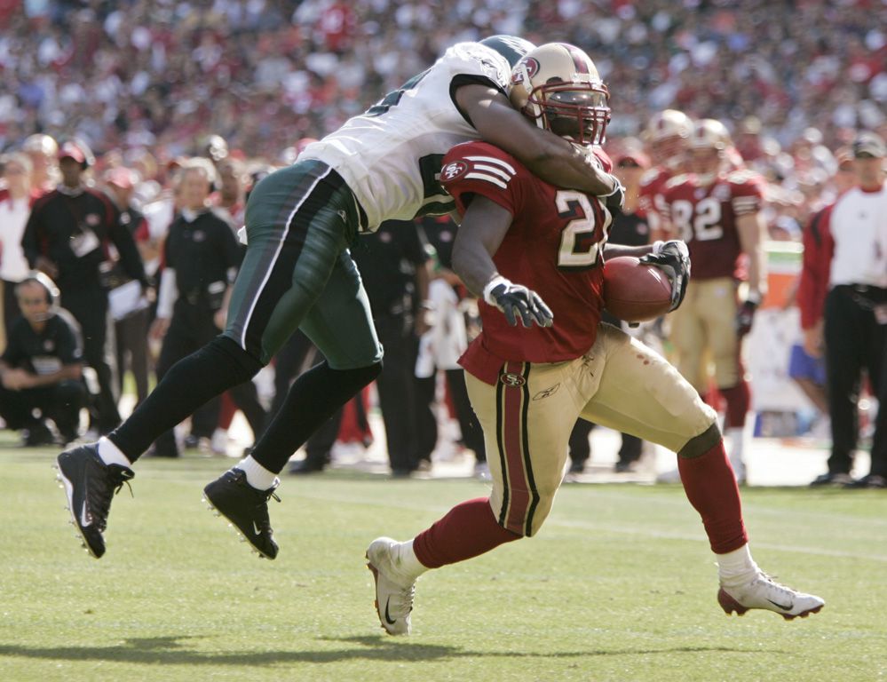 Ex-Eagle Dawkins humbled by jersey retirement on Sunday