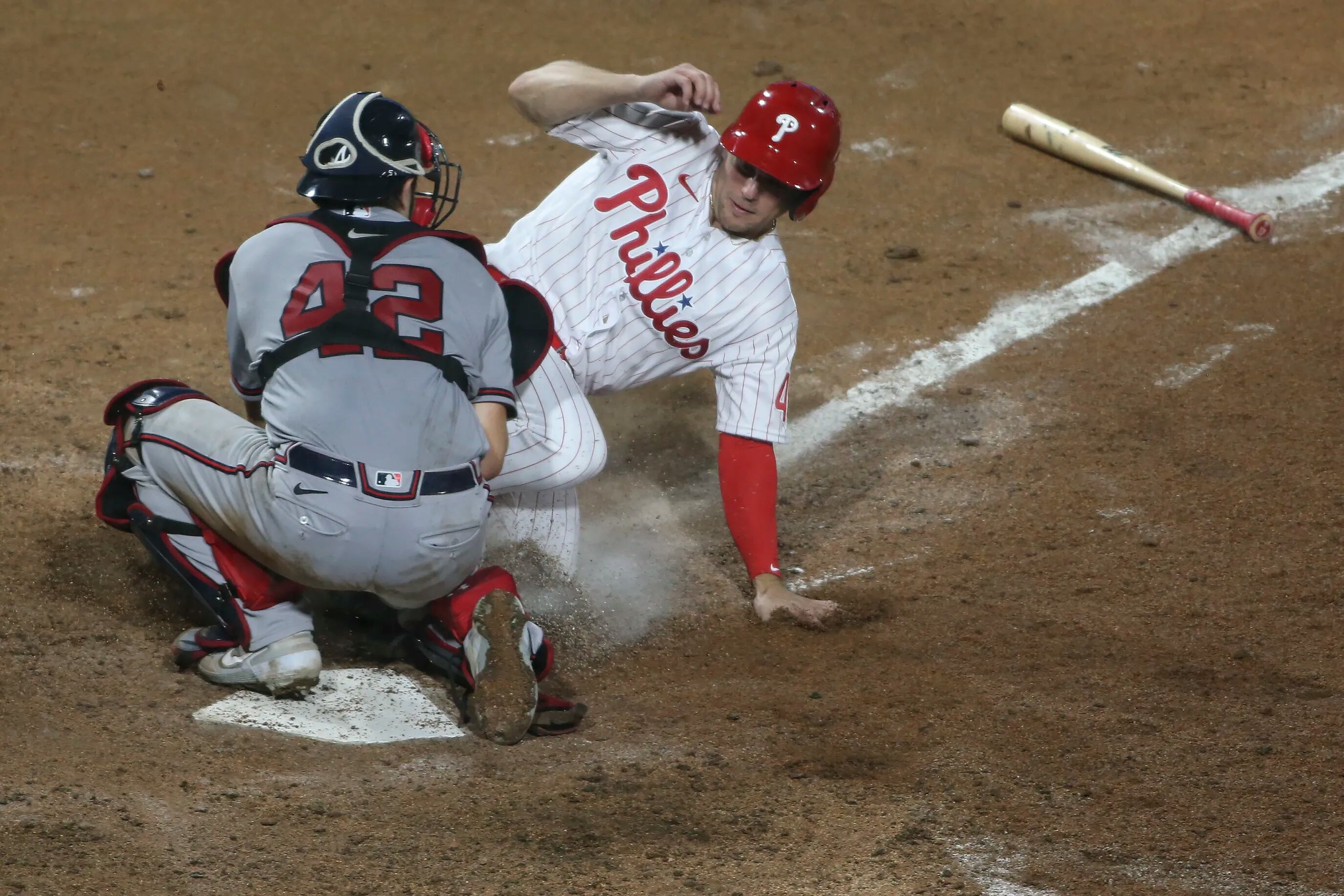 Baseballs everywhere after seeing yoke'd Scott Kingery : r/phillies