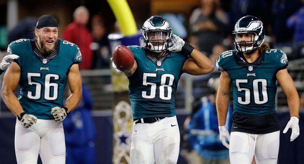 DeMarco Murray not 'trying to be greedy' by joining Eagles, father says