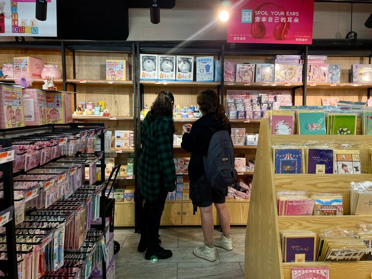 Drexel students shop in the basement EnJoy Market.