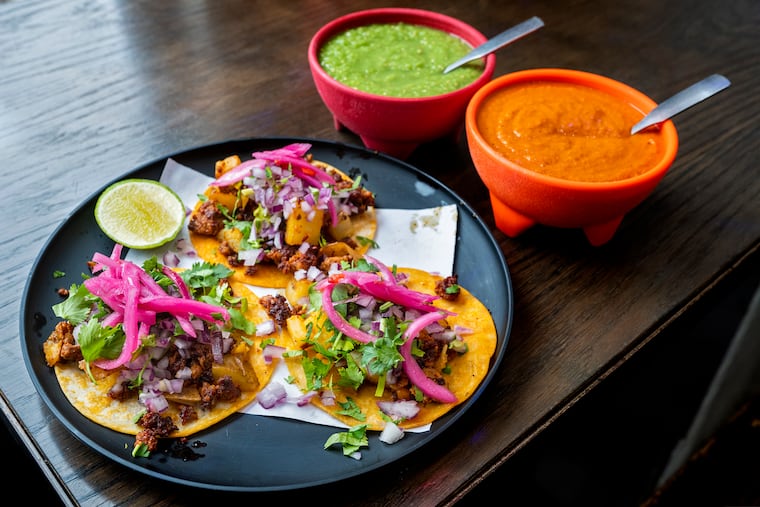 The chorizo breakfast tacos and salsa at Sí Taqueria Wednesday, Mar. 6, 2024.