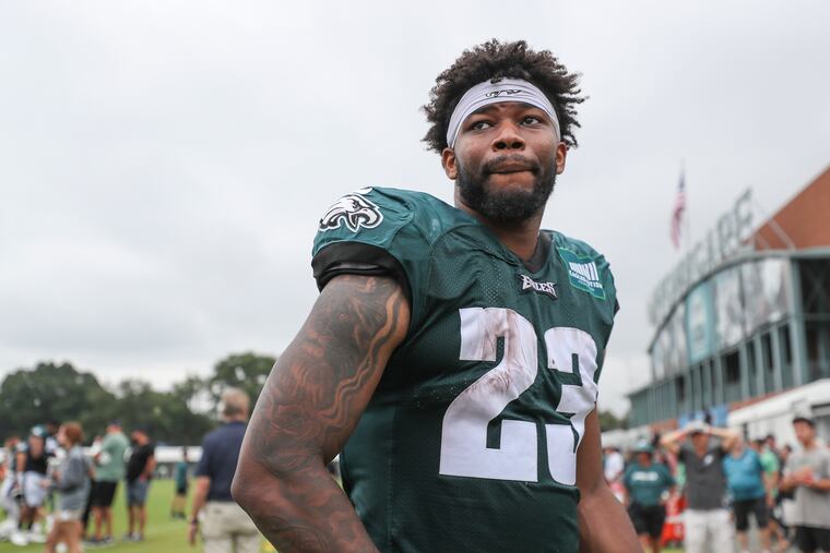 Eagles running back Rashaad Penny is expected to play Sunday. 