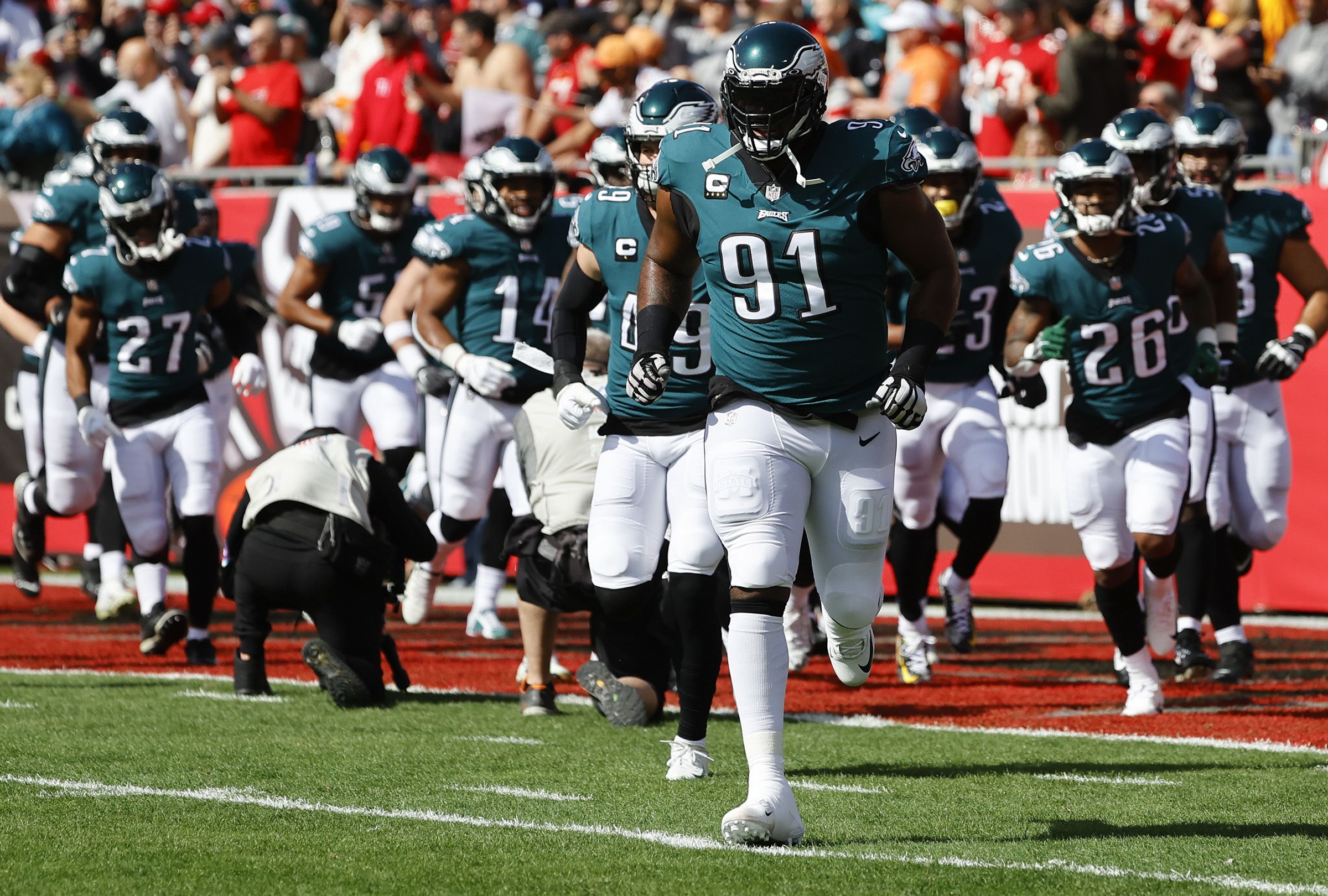 Philadelphia Eagles: Fletcher Cox's Contract Will Save Money