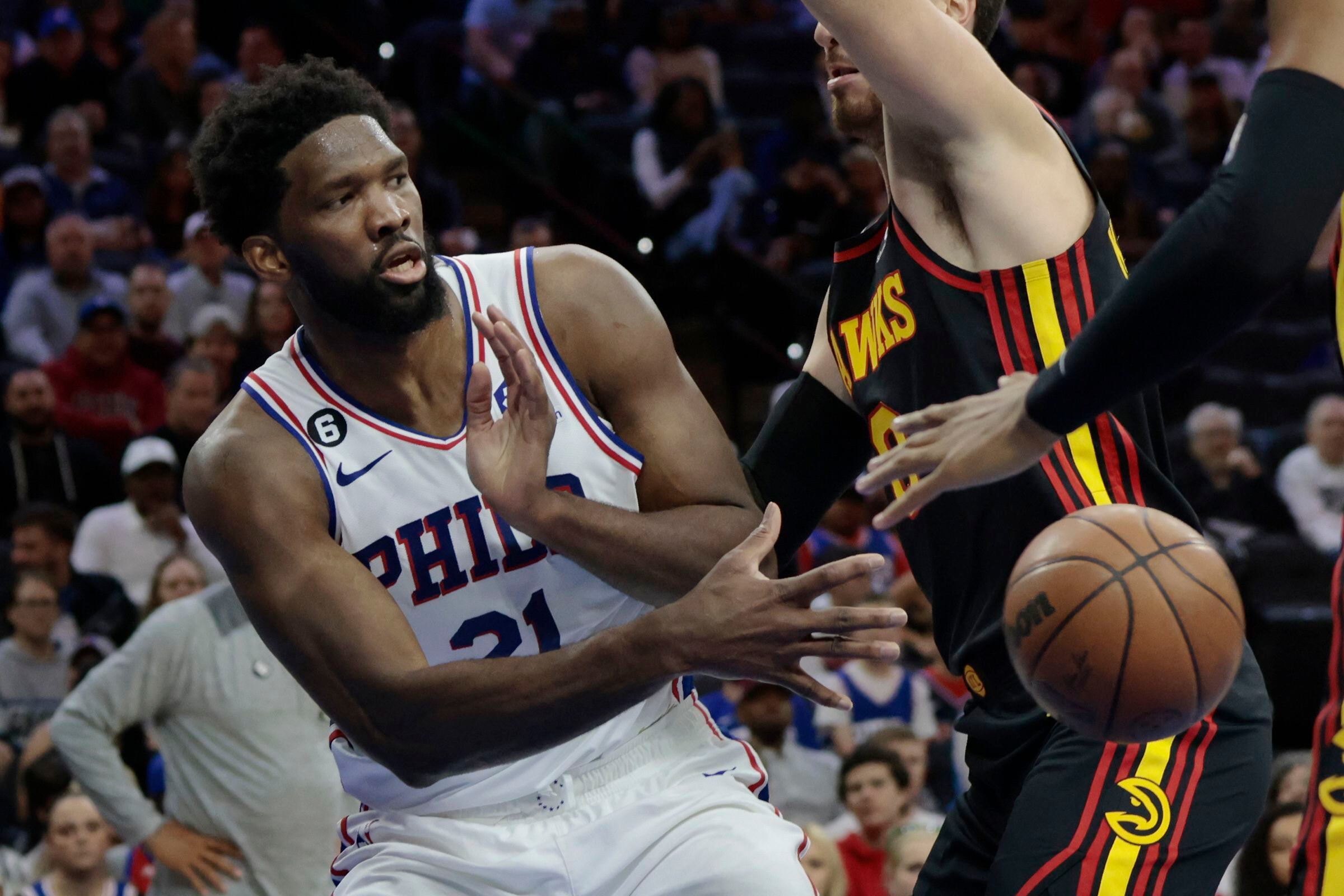 Young leads Hawks' rally past Sixers with Embiid hurting