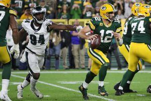 Philadelphia Eagles face Green Bay Packers' Aaron Rodgers and a curious over /under in NFL Week 13