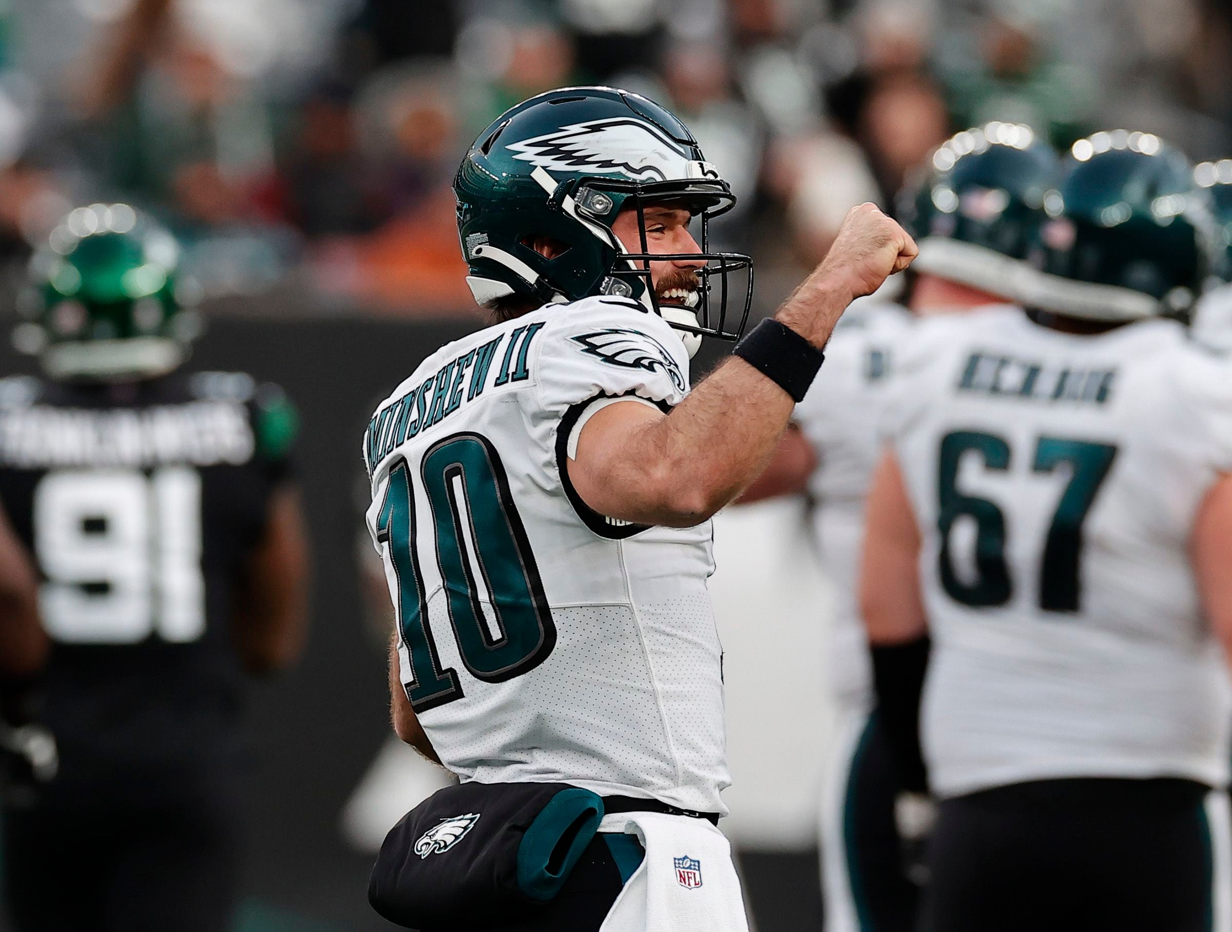 East Rutherford, New Jersey, USA. 5th Dec, 2021. Philadelphia Eagles  quarterback Gardner Minshew (10) warmup prior to game against the New York  Jets at MetLife Stadium in East Rutherford, New Jersey on